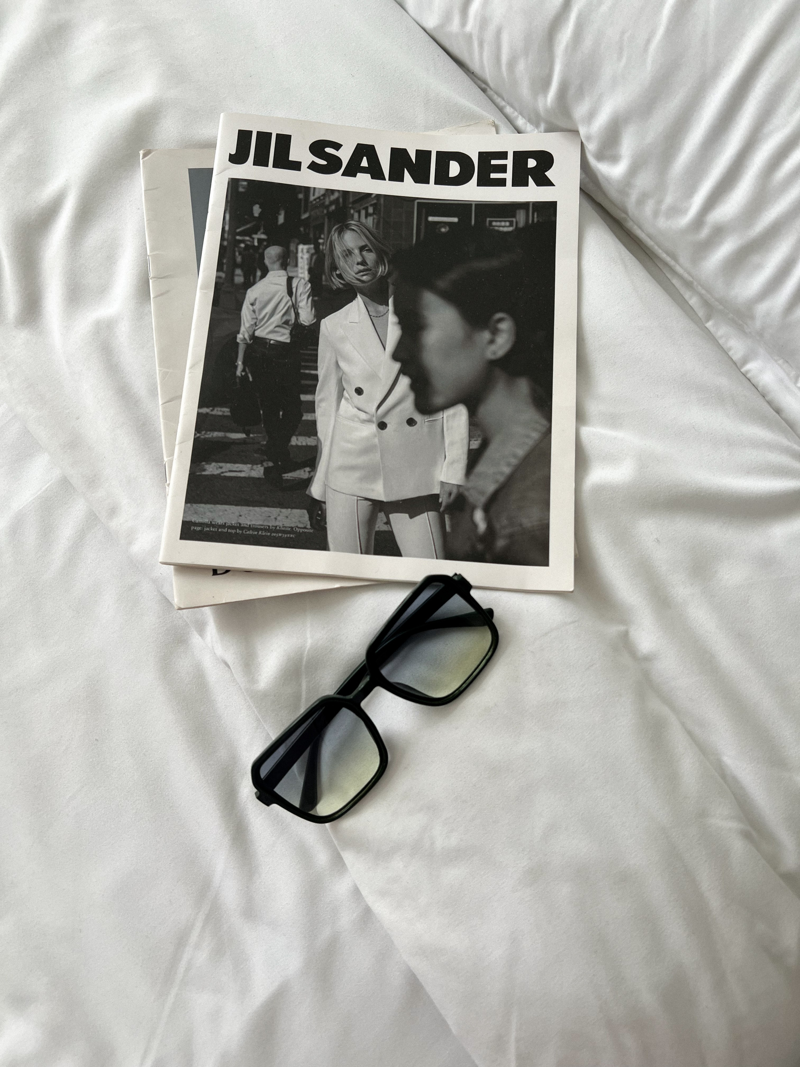 Фотосъемка солнцезащитных очков Екатеринбург Wildberries ВБ Ozon Озон предметная съемка Екб заказать цена фотосъемка товара WB очки предметк. Фотограф Екатеринбург Анастасия Жерновская | Маркетплейсы и нейрофото