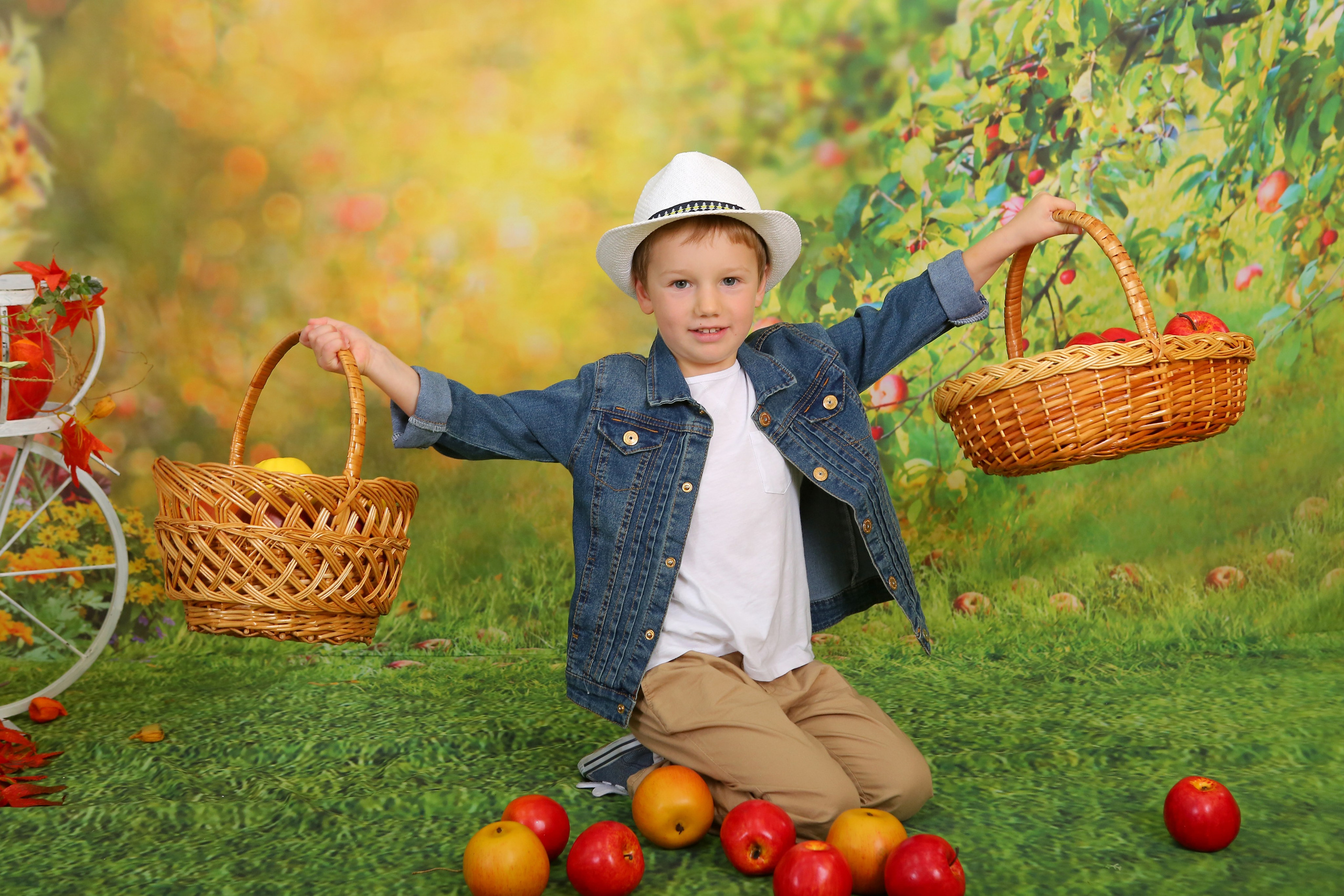 Яблоневый сад. Студия детской и семейной фотографии 12кадров