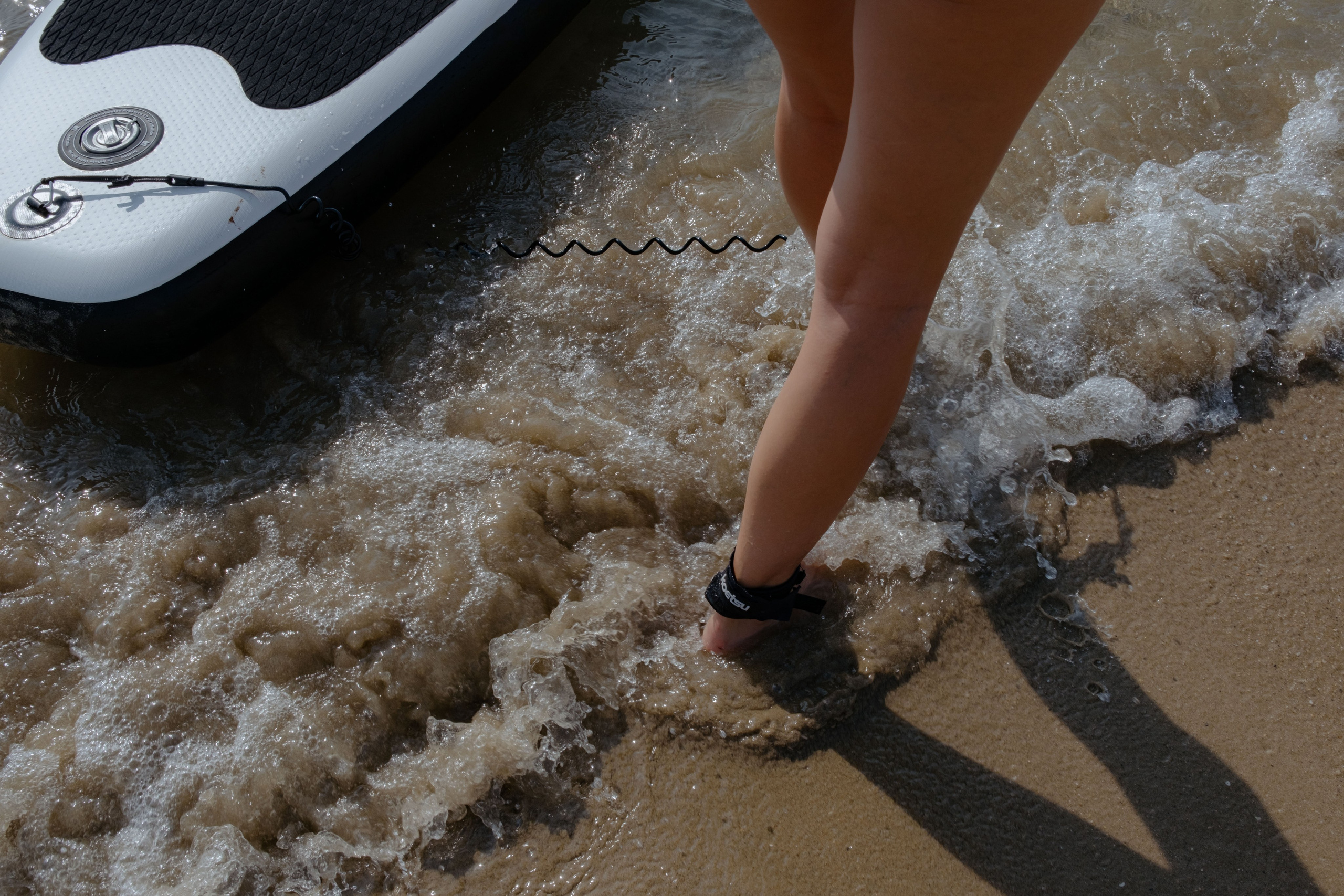 Morning. SUP board. North beach. Portrait photographer Nha Trang | Julia Meshanina