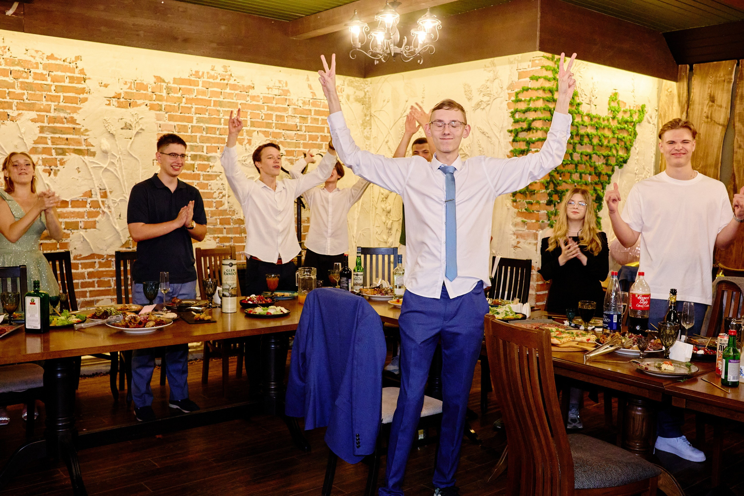 Выпускной 35 Сош. Фотограф Выпускные альбомы Таганрог Сергей Коробченко