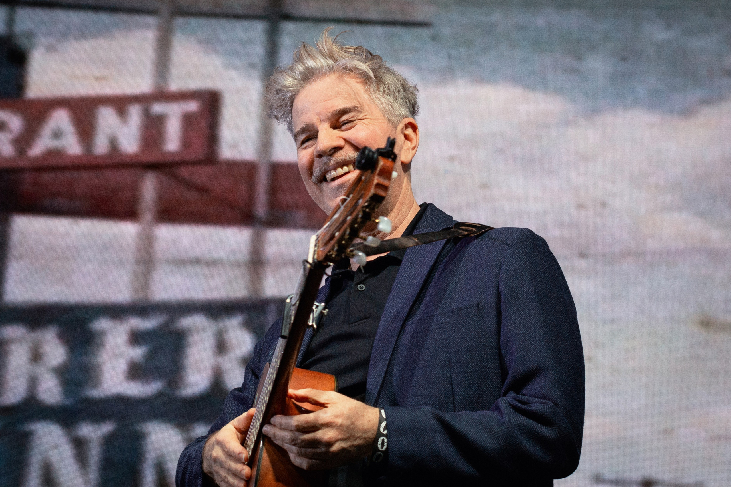 концертный фотограф в Санкт-Петербурге, фоторепортаж с концерта группы Brazzaville в клубе Аврора (Aurora Concert Hall) март 2026