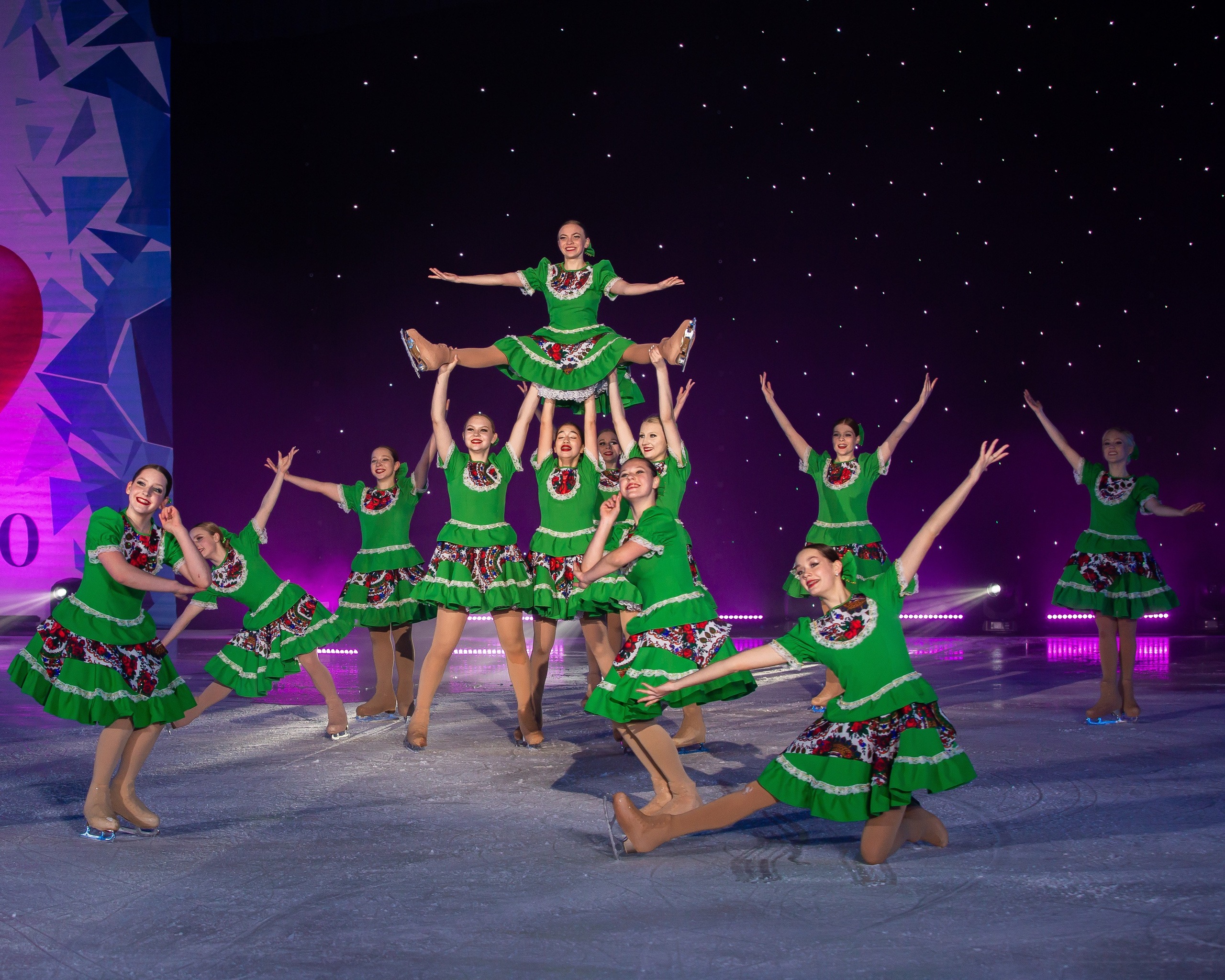 Отчетный концерт. Детский театр на льду «АЛЕКО» 47 сезон. Май 2024 г. Репортажный фотограф в Москве
