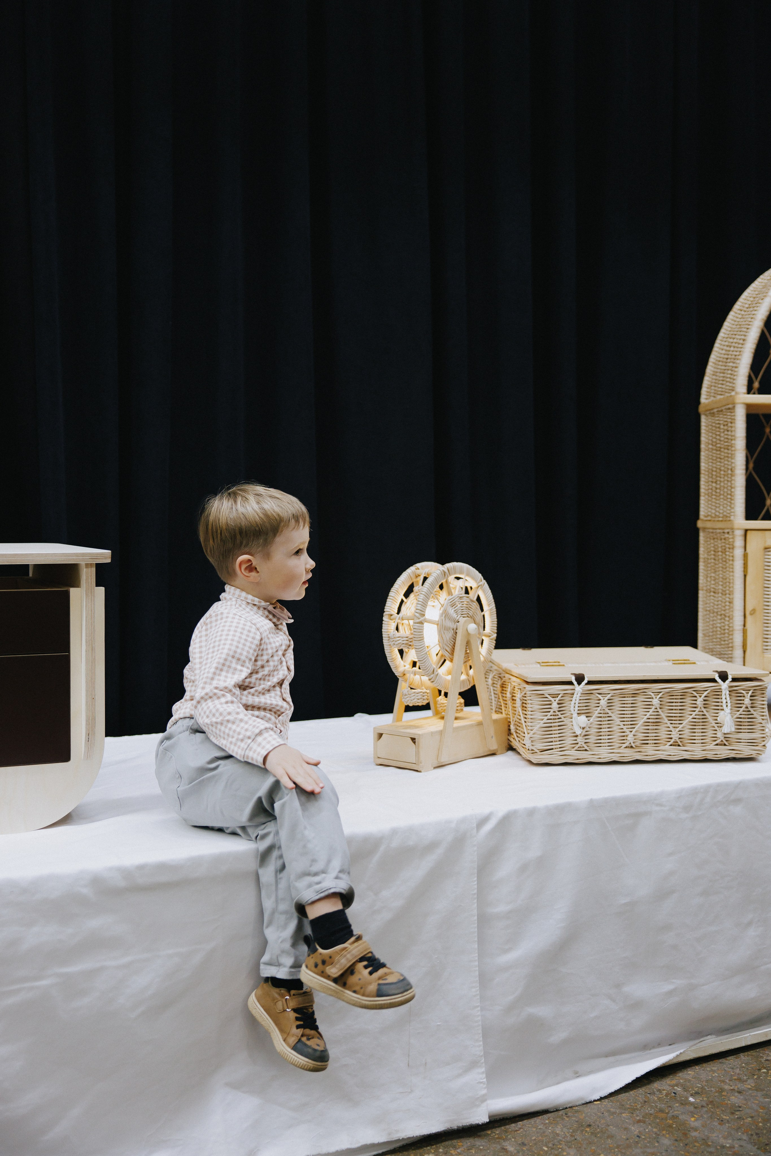 Выставка СТО ВЕЩЕЙ В ИНТЕРЬЕРЕ. Фотограф Иркутск Антипин Сергей