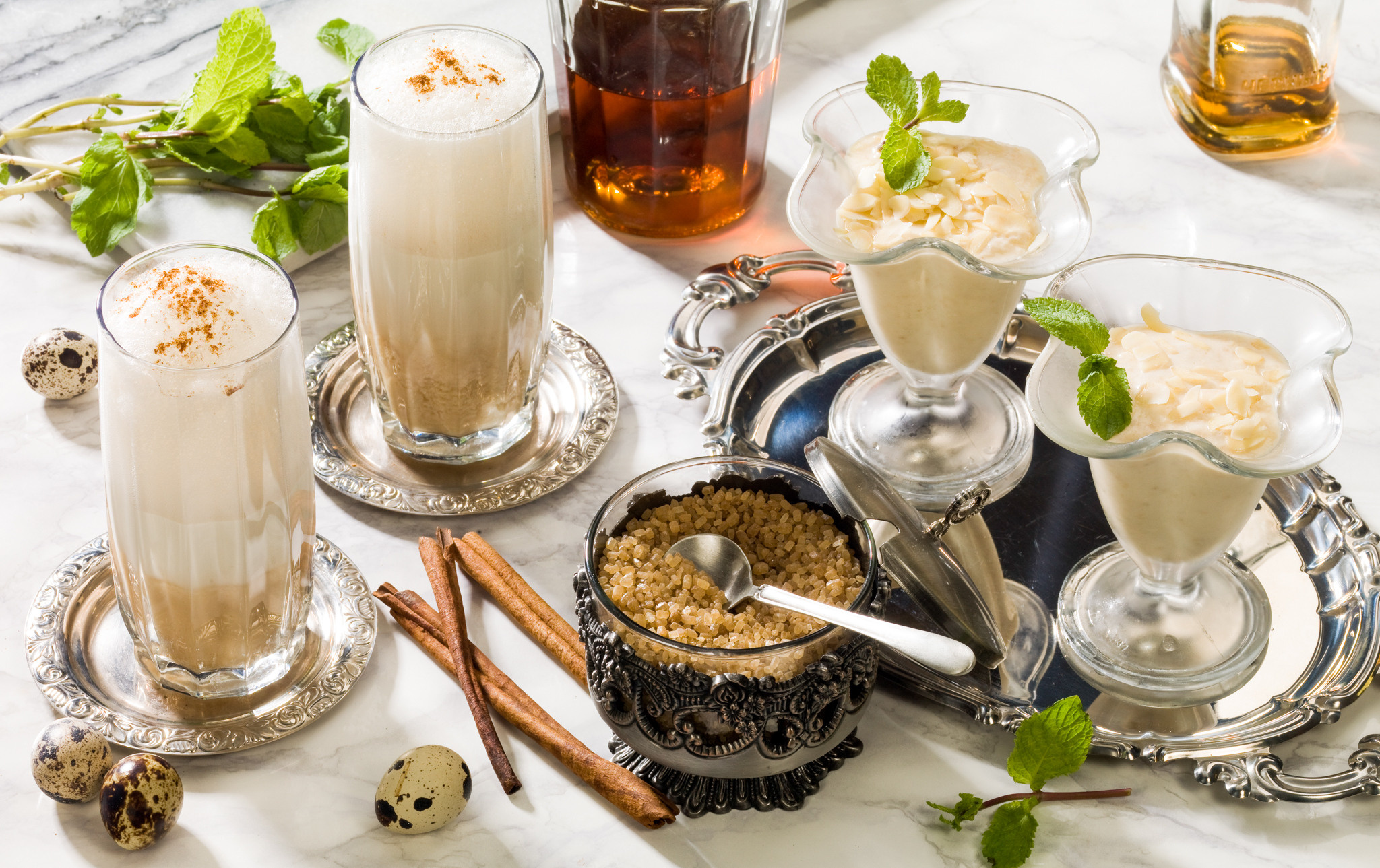 Яичные коктейль и крем, разворот журнала Гастроном