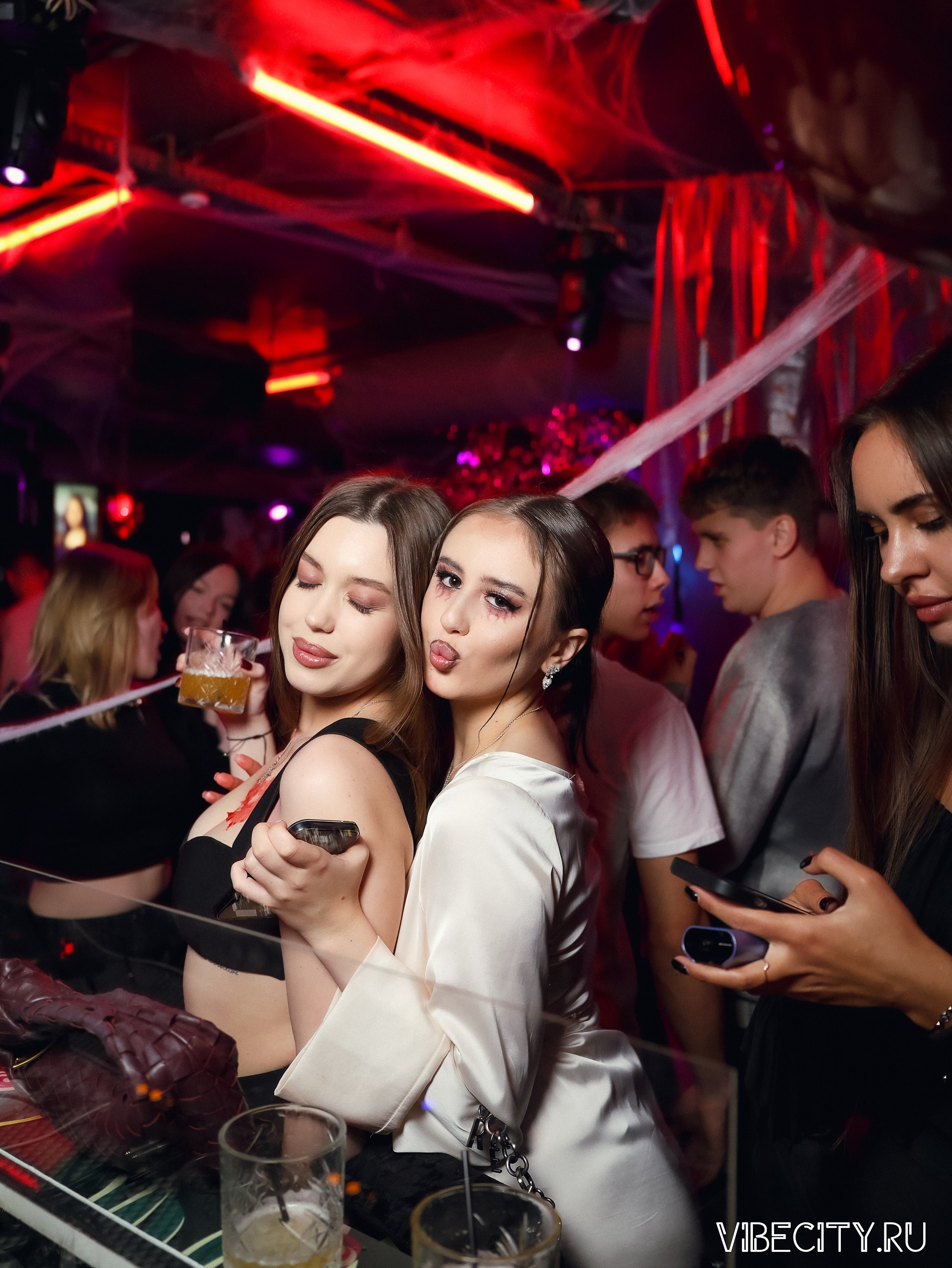 DOUBLE U. VIBECITY.RU Вайб Сити Ру Фоторепортажи Фотоотчеты Калининград