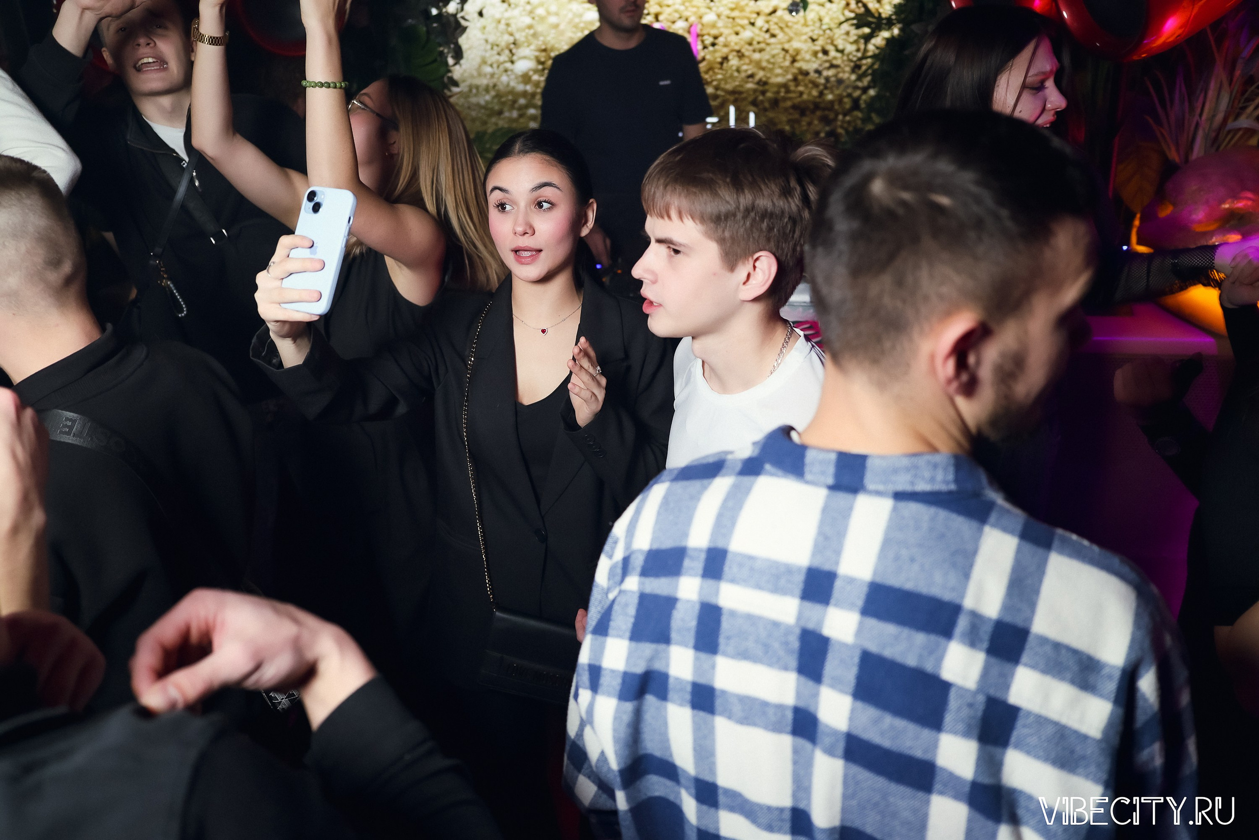 DOUBLE U. VIBECITY.RU Вайб Сити Ру Фоторепортажи Фотоотчеты Калининград