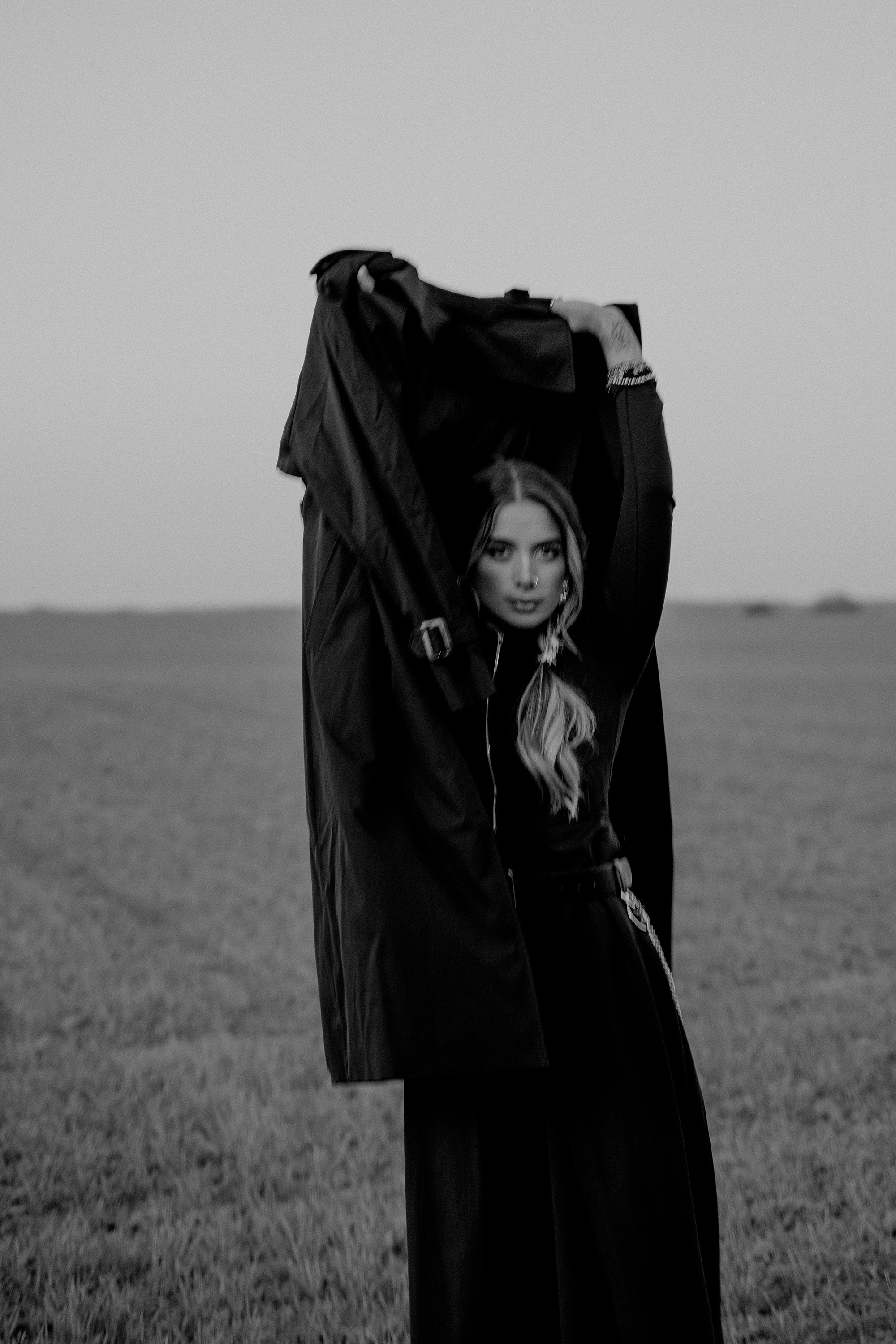 Чинтамани. Фотограф на мероприятие