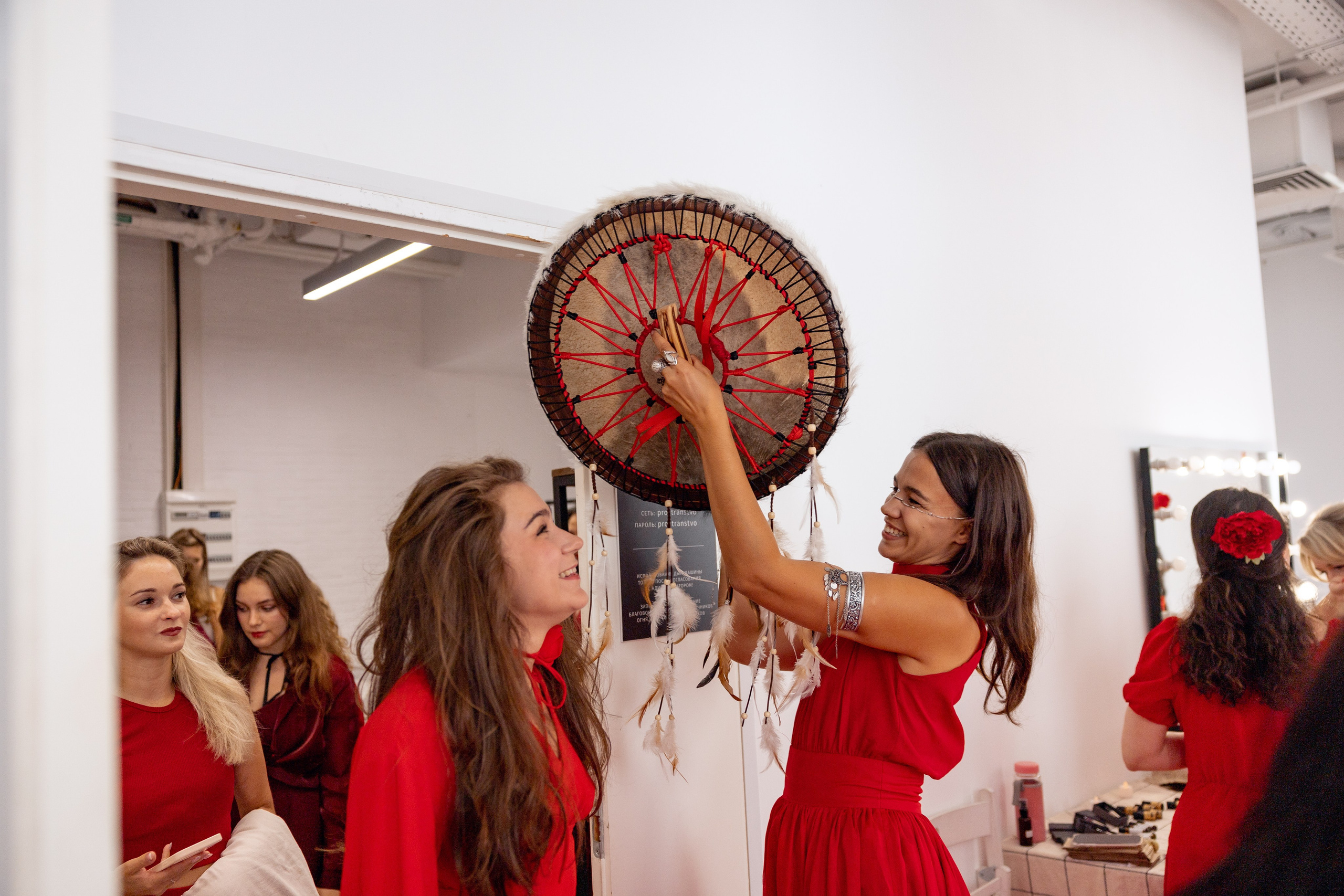 Женский круг Настя Шу. Дарья Бухреева — фотограф, видеограф и фототерапевт. Москва и мир