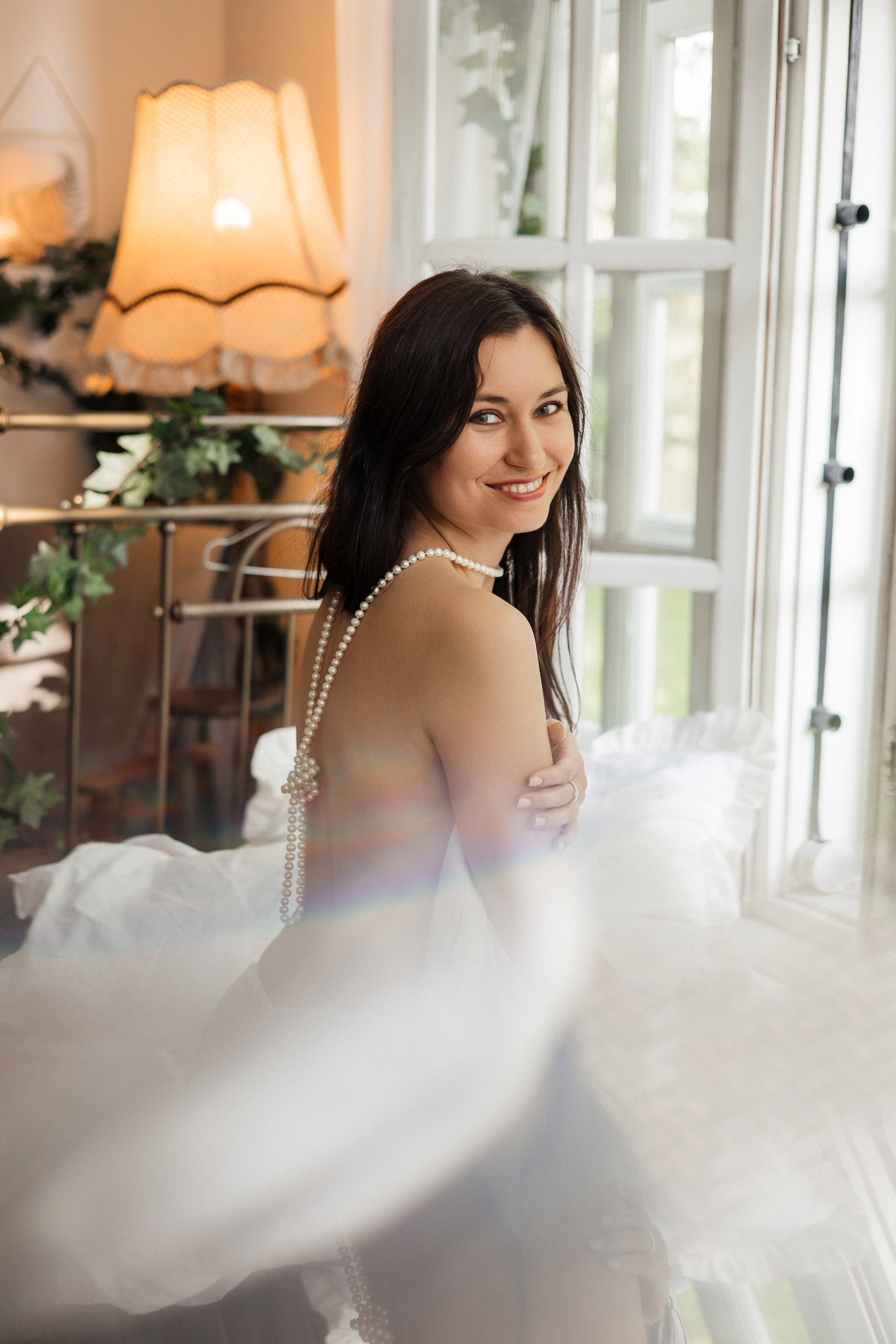 На балкончике. ФОТОГРАФ РОЗА ФИЛИНА СПб I МОСКВА