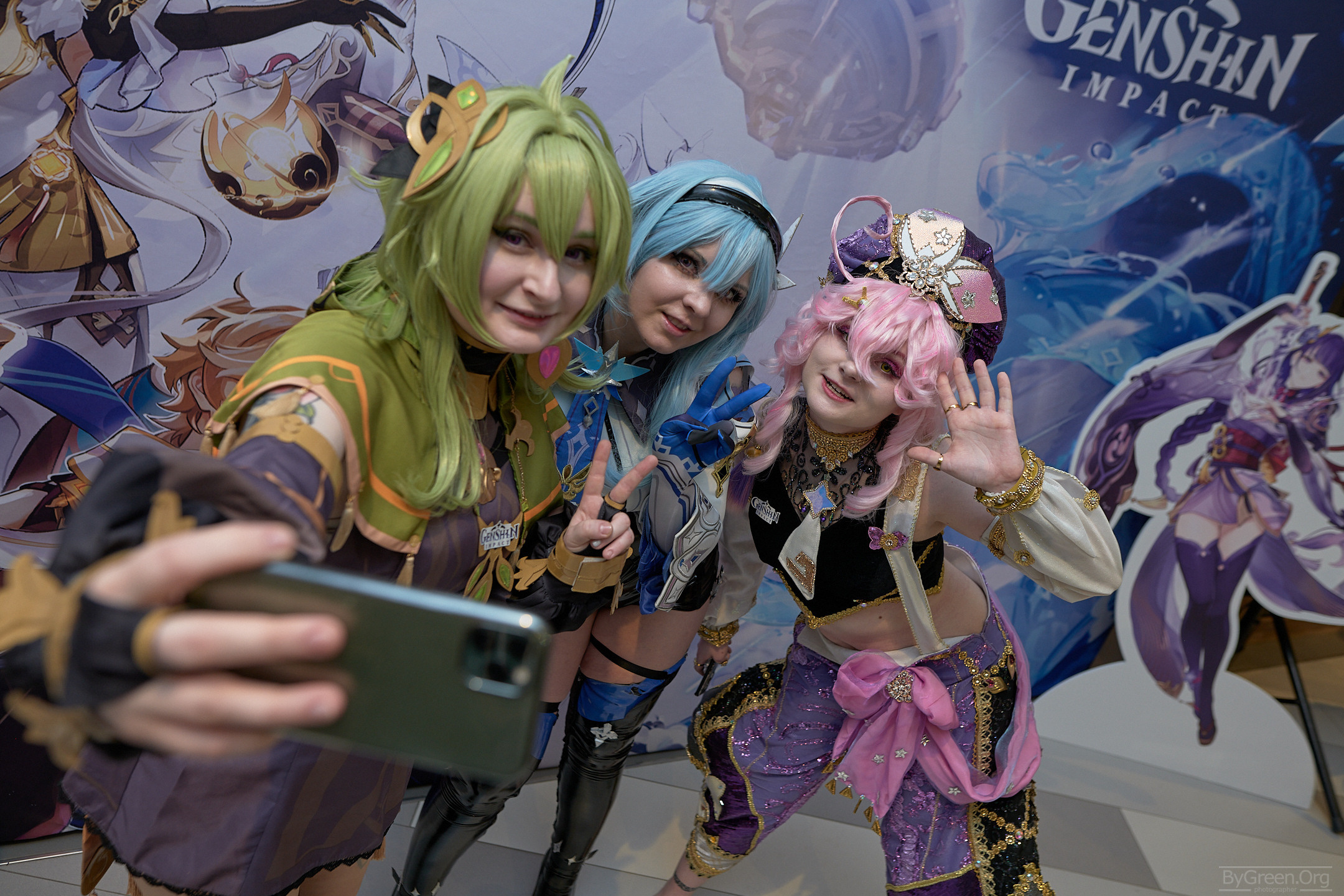 Косплей В детском Мире Геншин в ЦДМ Дори, Коллеи