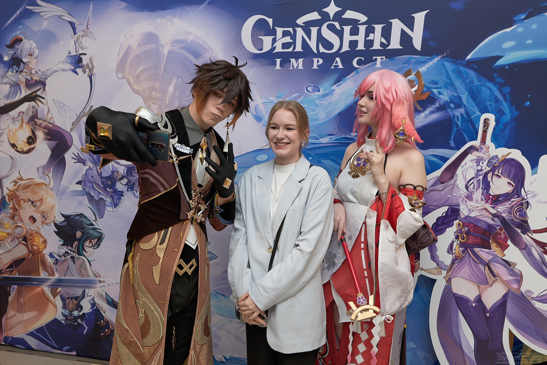 Косплей В детском Мире Геншин в ЦДМ