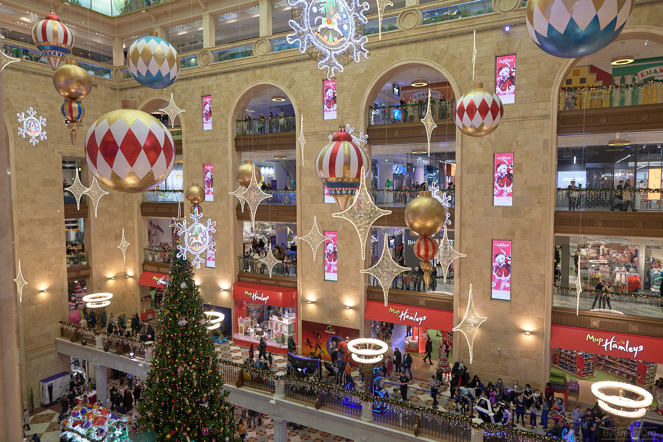 Мероприятие #WishesfromTeyvat в ЦДМ. ByGreenOrg и красивые фотографии