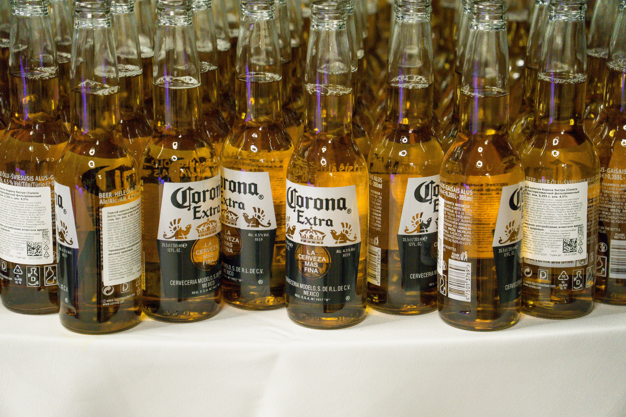 МТС корпоратив Гавайская вечеринка. Фотограф