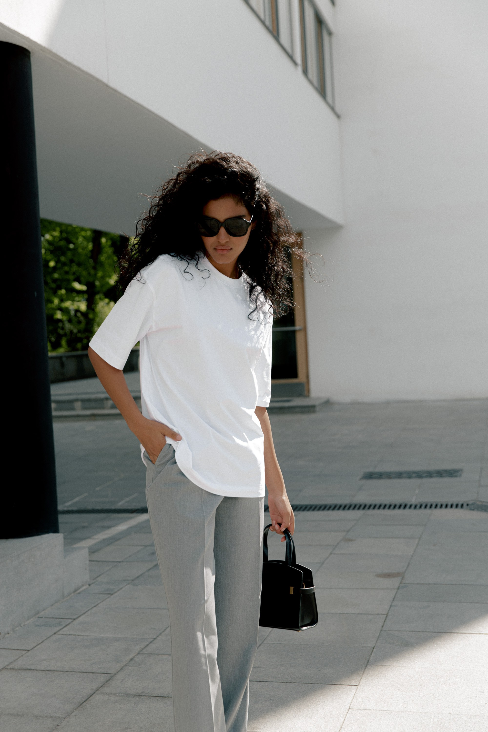 ANNE MORE. Коммерческий фотограф для брендов в Москве