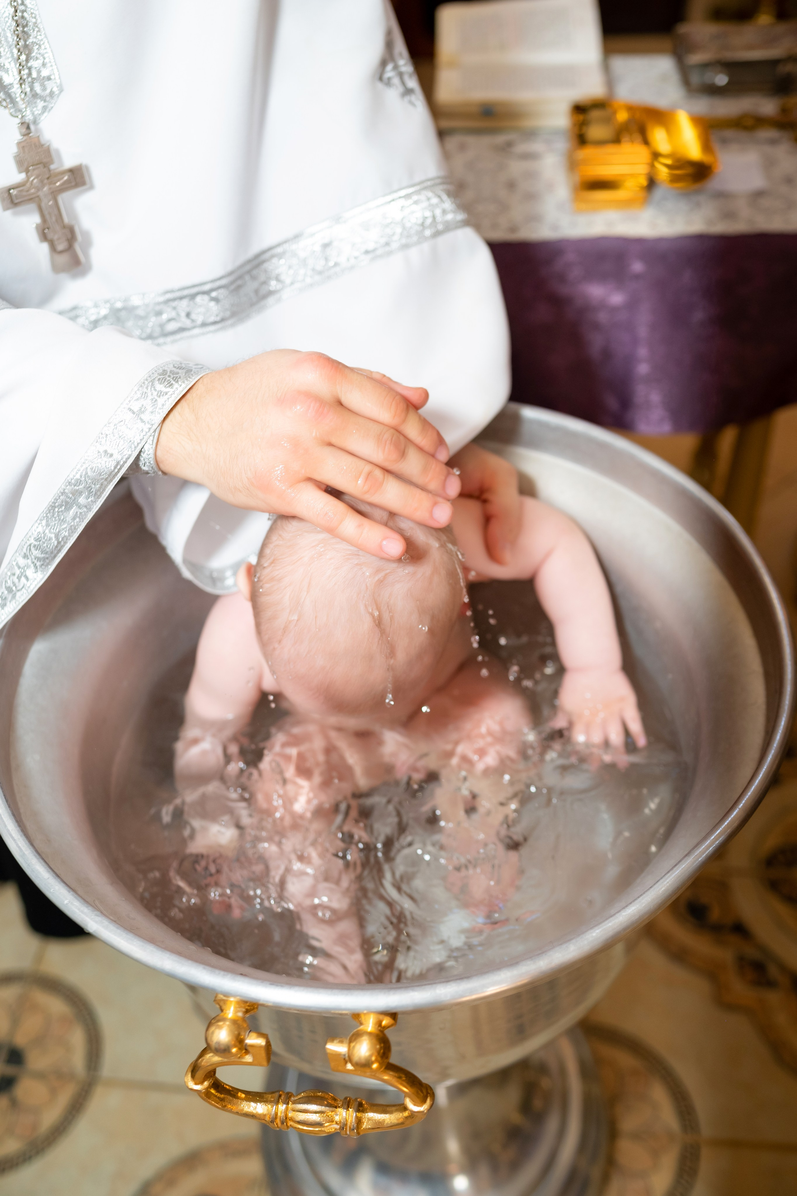 Таинство крещения