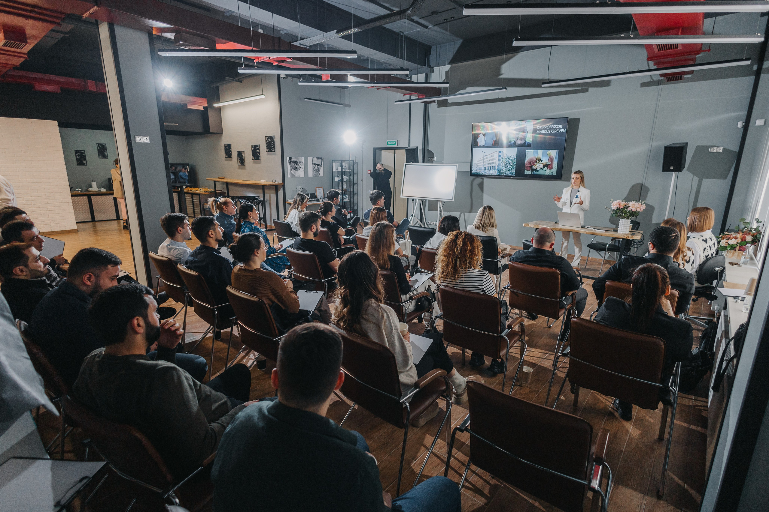 Конференция стоматологов. Photographer and videographer for wedding in Italy: Rome, Milan, Venic