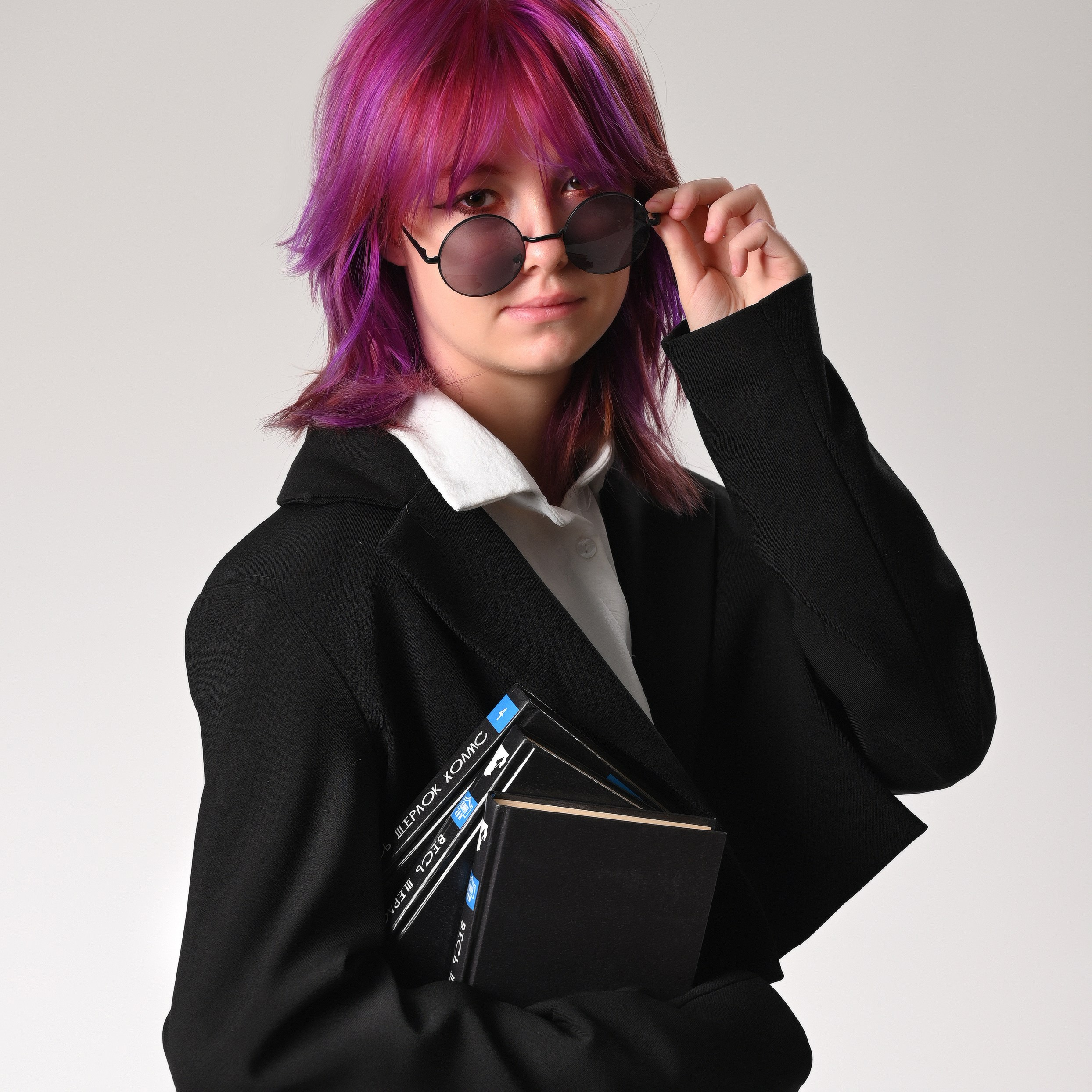 Фотоальбомы, фотокниги, альбомы для учеников старших и выпускных классов в школах в городе Вологда