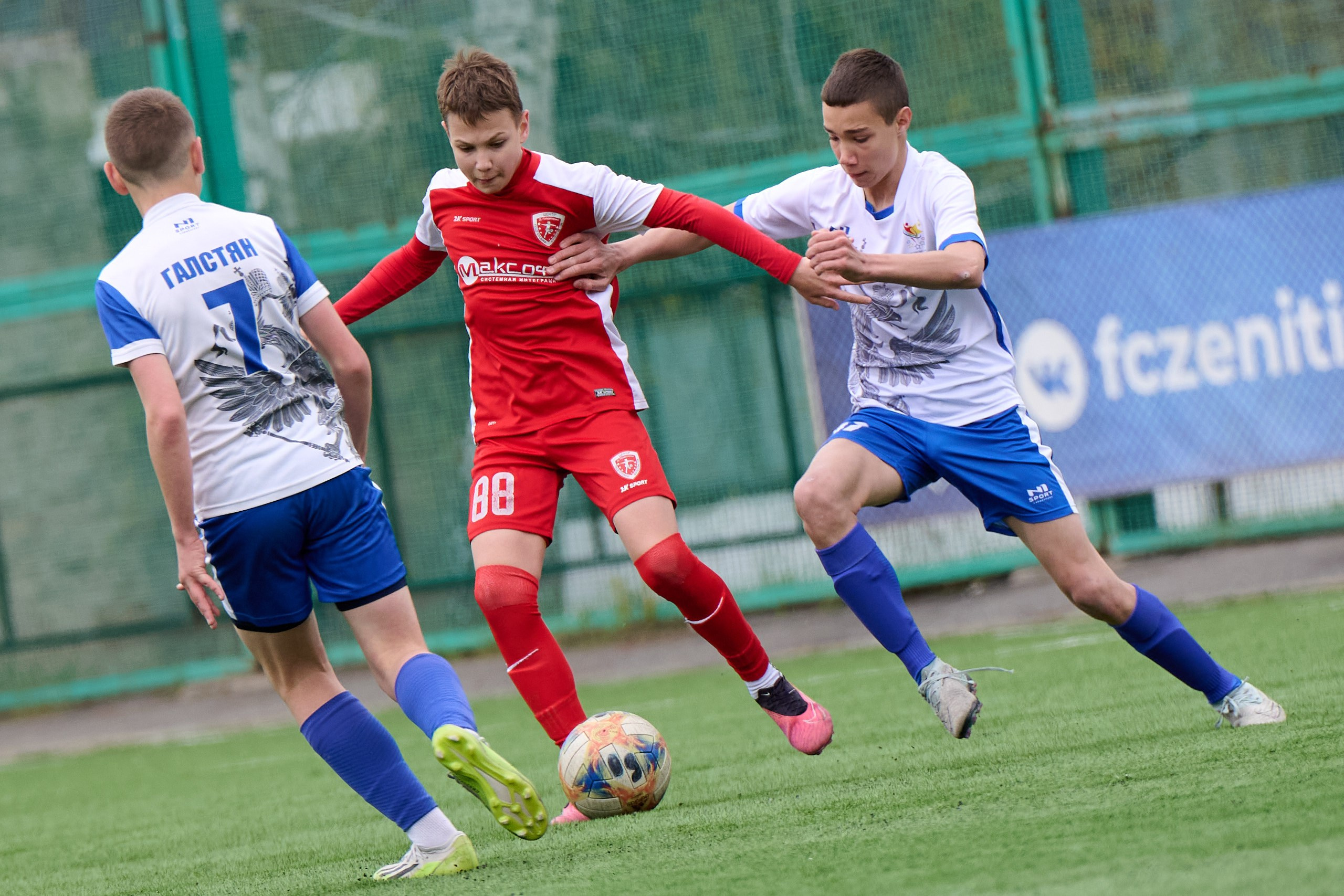 Футбол. Кубок РФС среди юношеских команд клубов ФНЛ «Приволжье». Спортивный репортажный фотограф в Ижевске Сергей Мерзляков