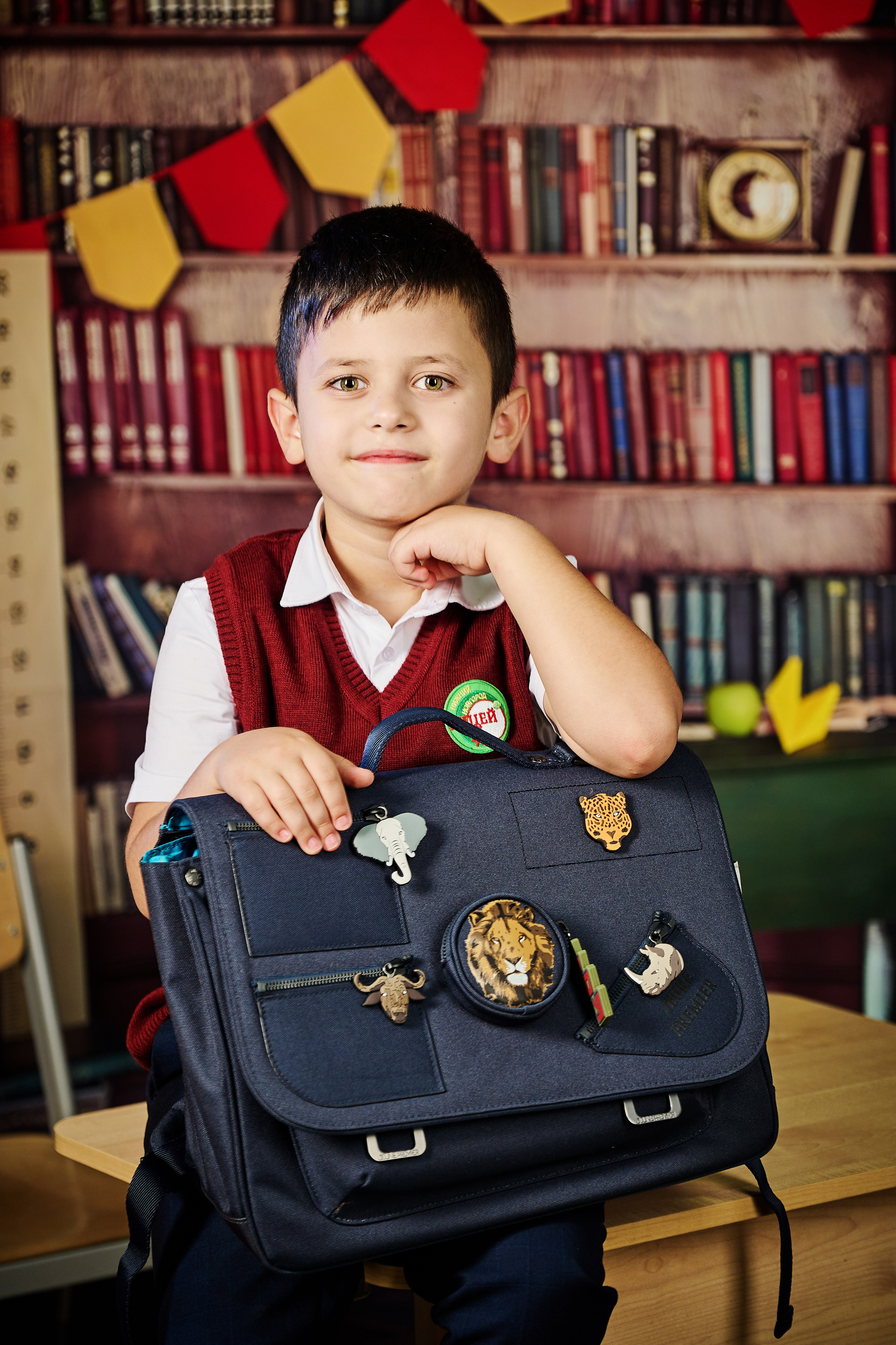 Фотосессии 1 класс. Выпускные альбомы. Предметная и контент съёмка. Фотостудия Klass