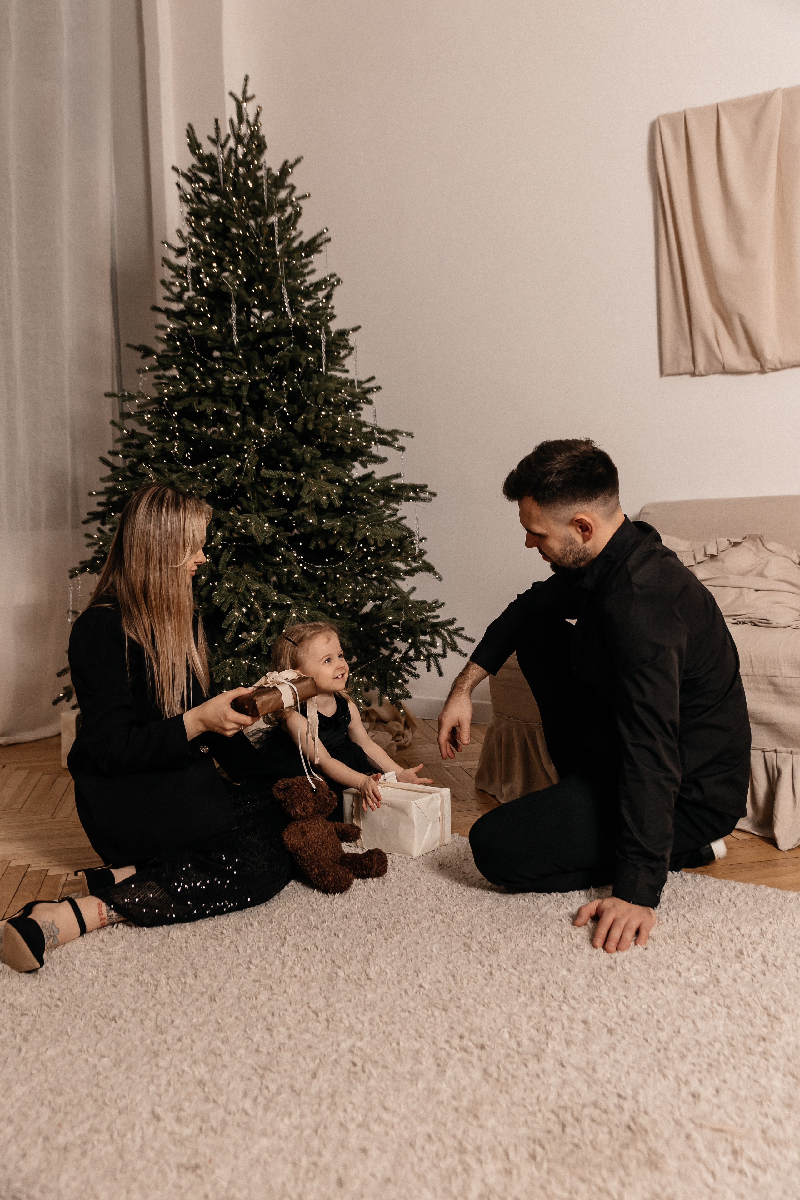 Дима, Аня и Николь. Семейный фотограф Минск Усова Ольга