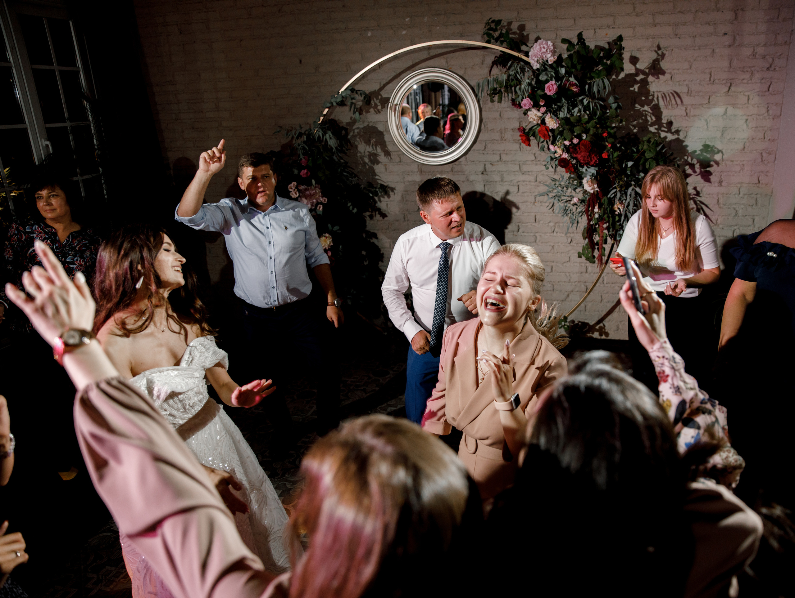 Ilya & Maria — Moscow (Russia). Richard and Irene - Destination wedding photographer