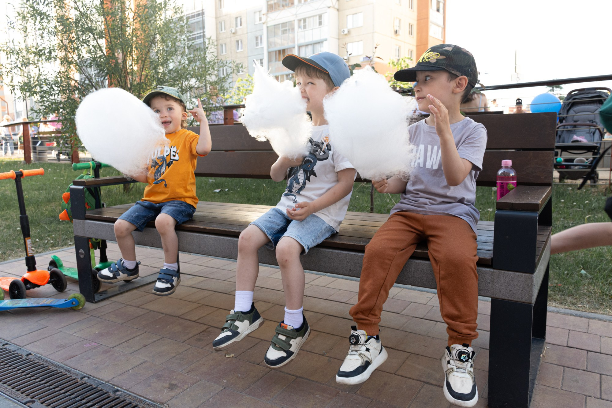 Фестиваль современного исполнительского искусства (Сквер Академ Риверсайд). Фотограф Максим Буряк