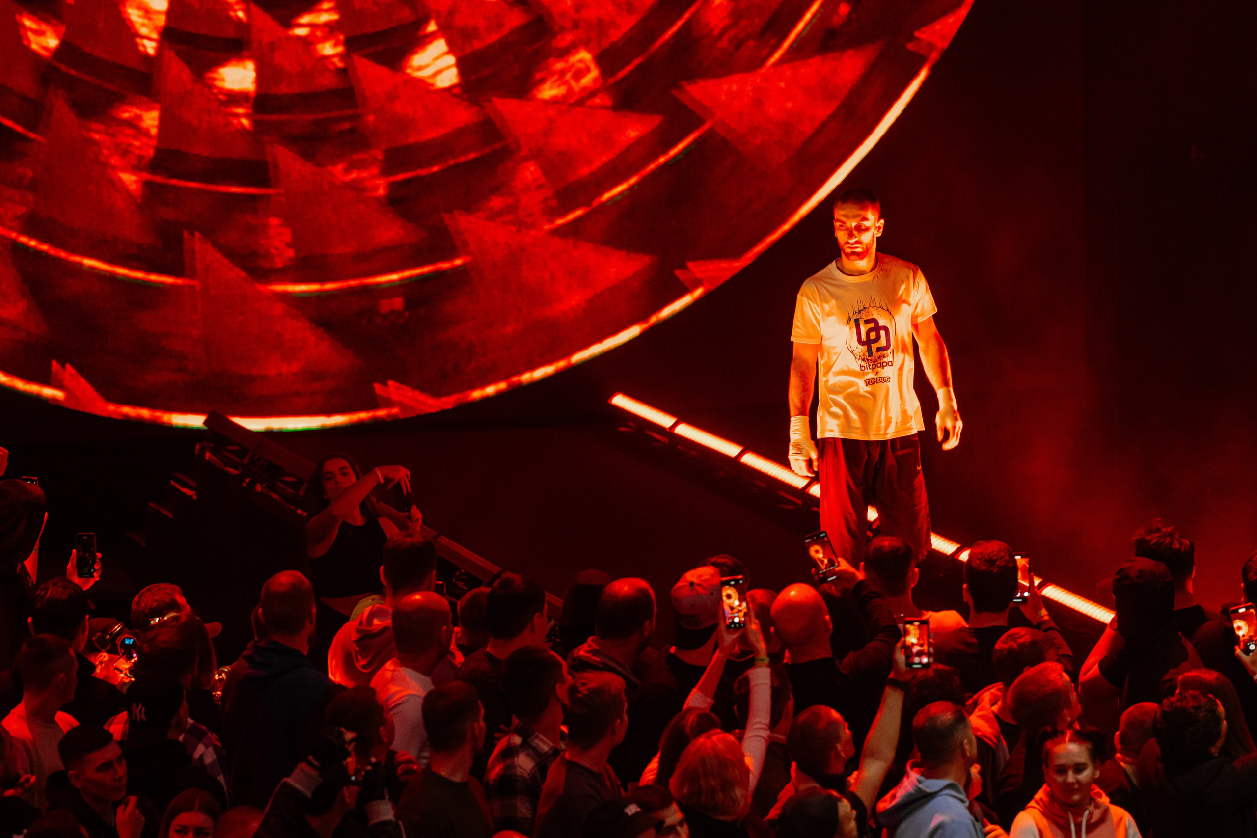 TOP DOG. Максим Комаров — Профессиональный фотограф