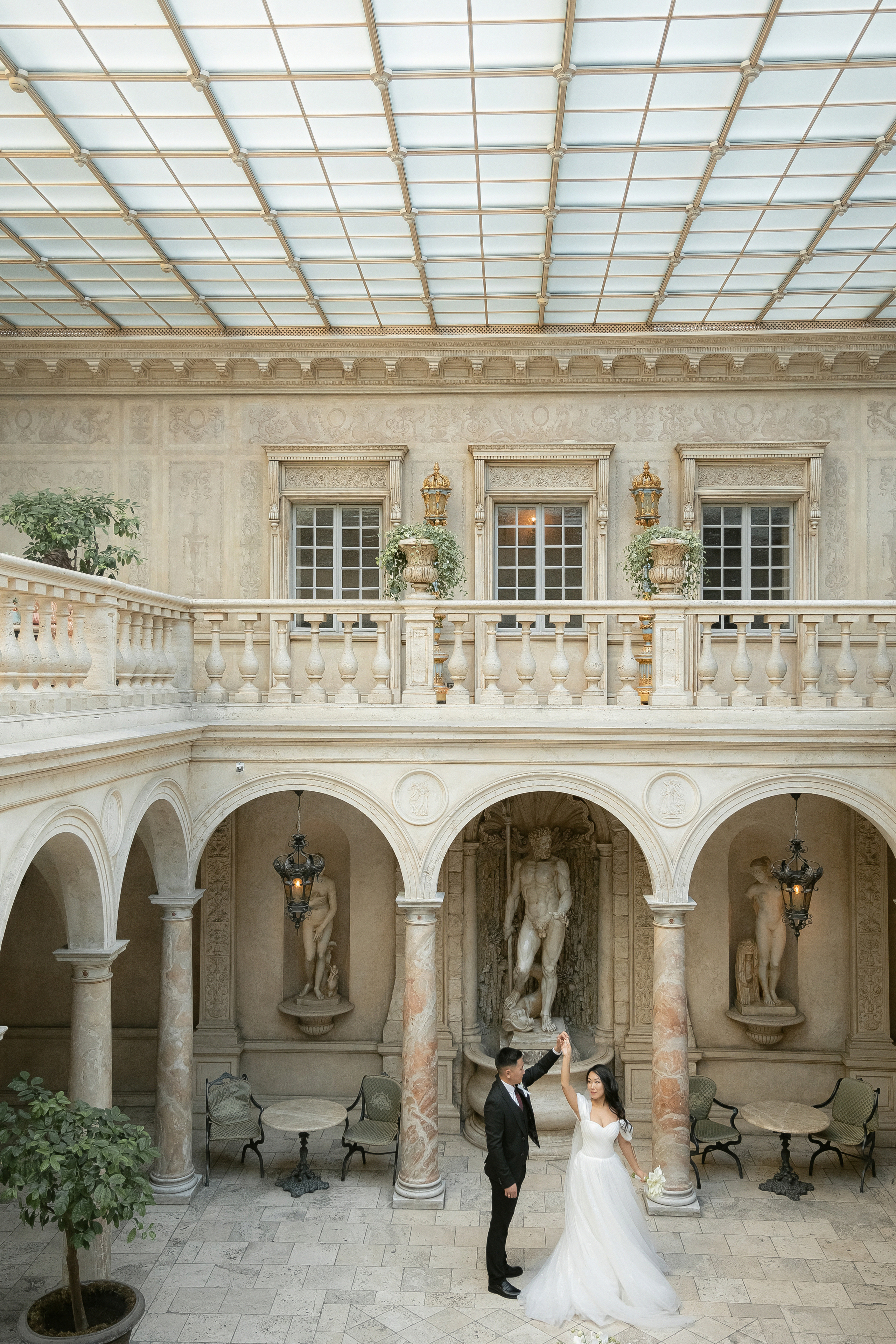 Антонида и Баир: регистрация и фотосессия в ТУРАНДОТ. Свадебный фотограф Москва