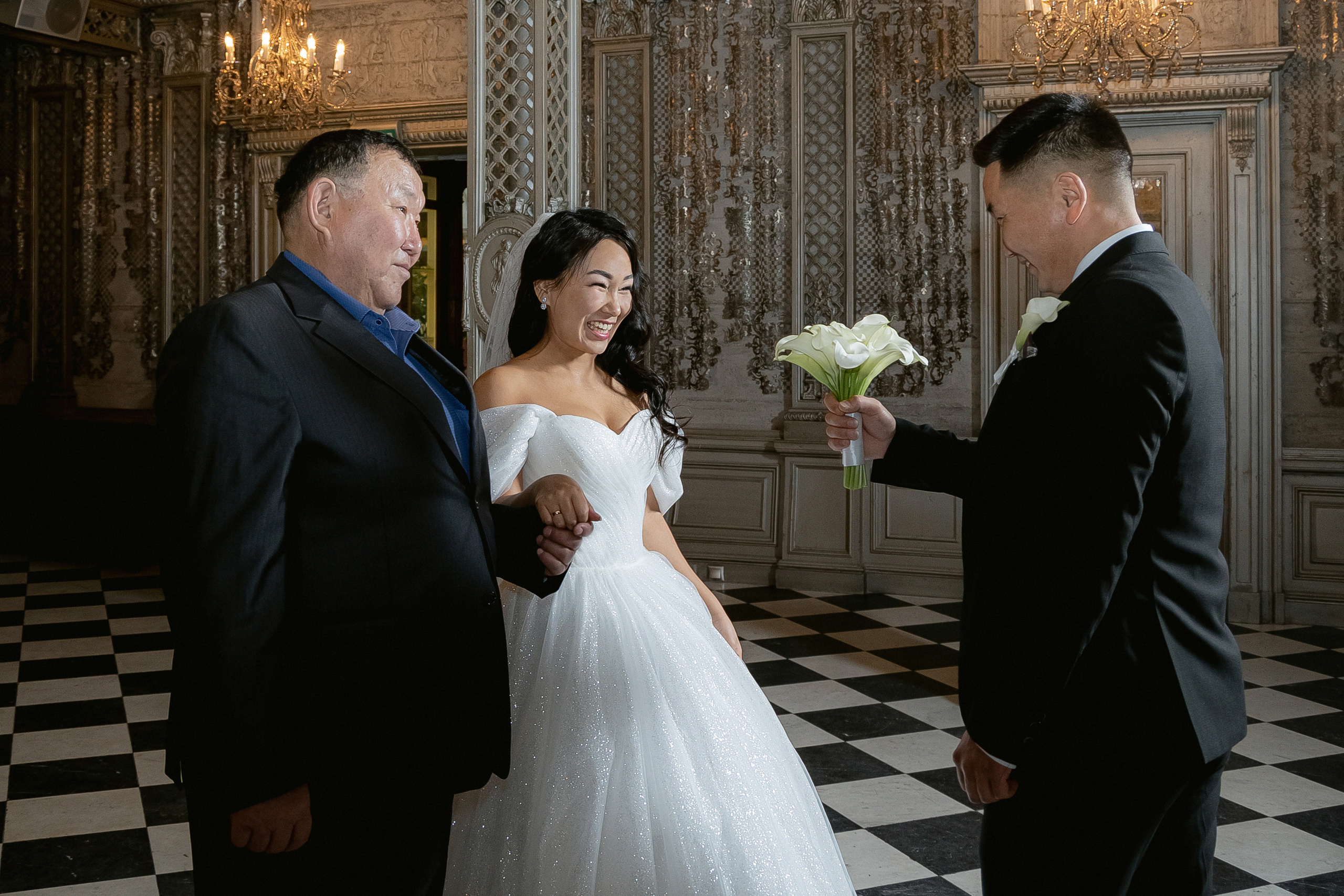 Антонида и Баир: регистрация и фотосессия в ТУРАНДОТ. Свадебный фотограф Москва