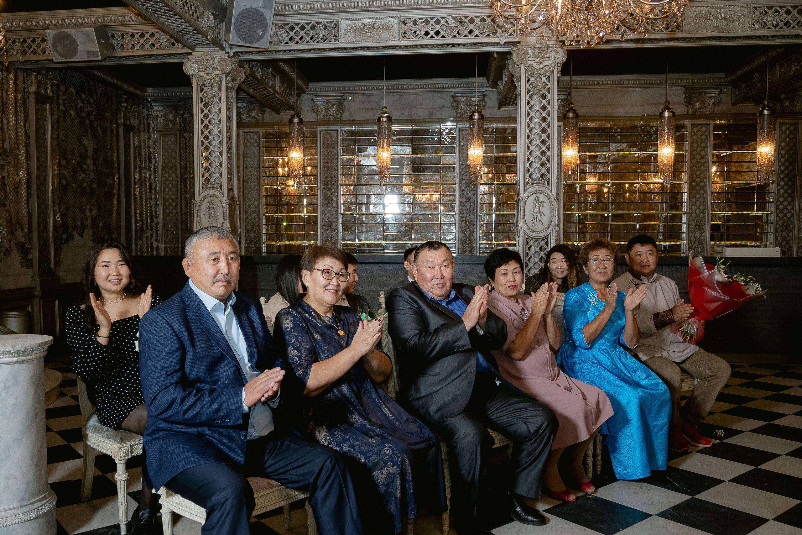 Антонида и Баир: регистрация и фотосессия в ТУРАНДОТ. Свадебный фотограф Москва