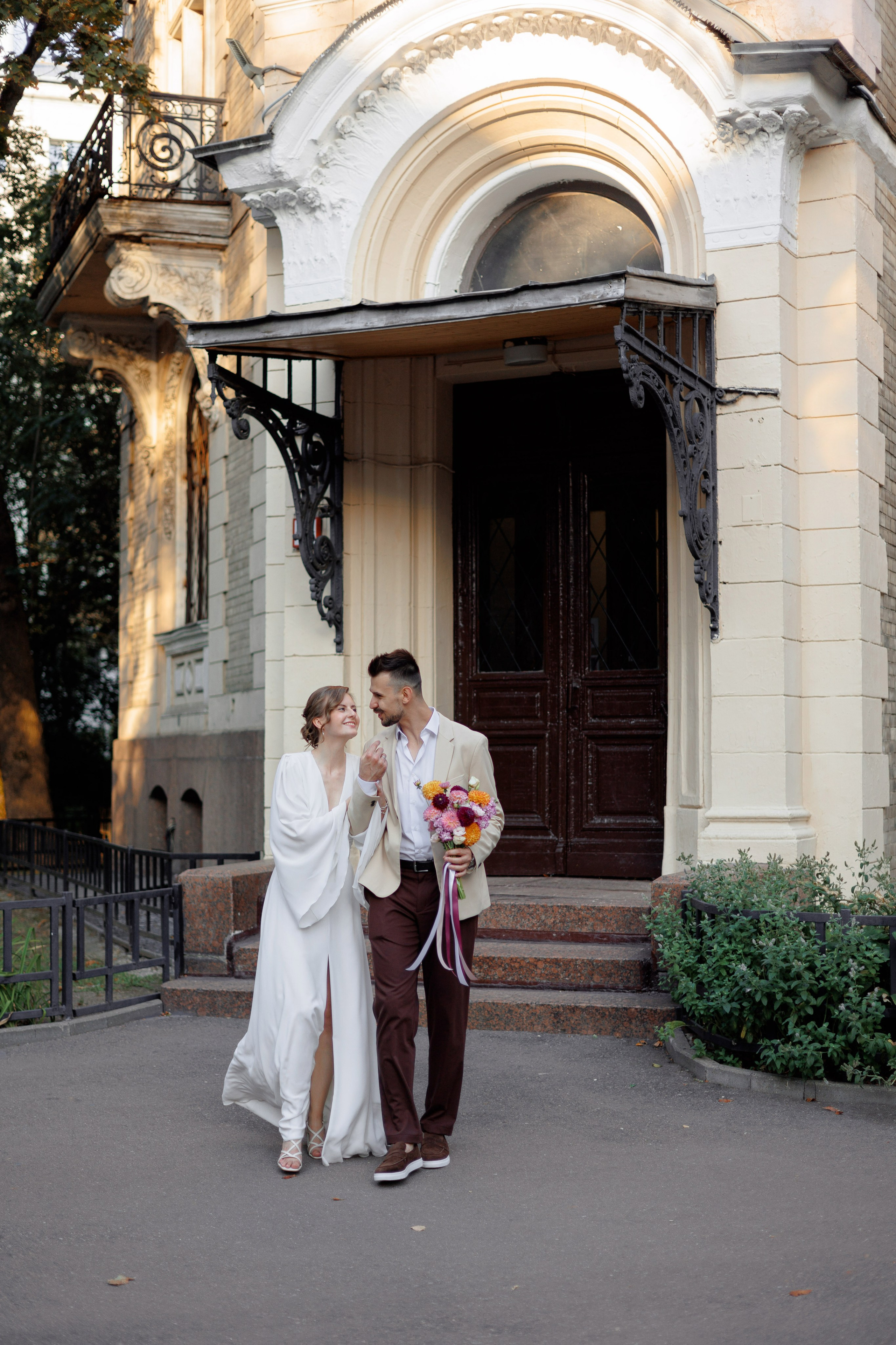 Оля + Антон. Вова Петров