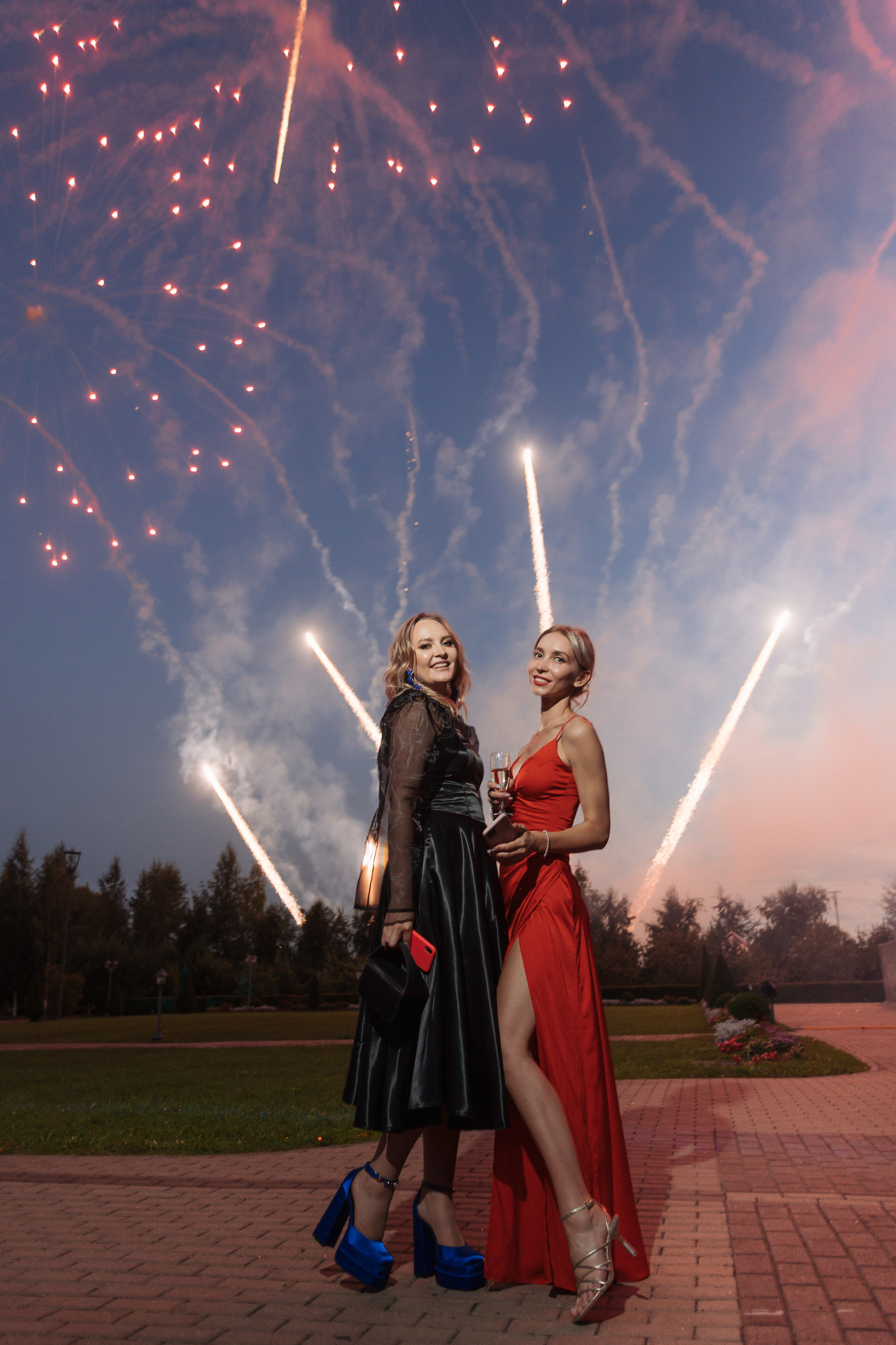 СТРОИТЕЛЬНЫЙ ТРЕСТ 30 лет