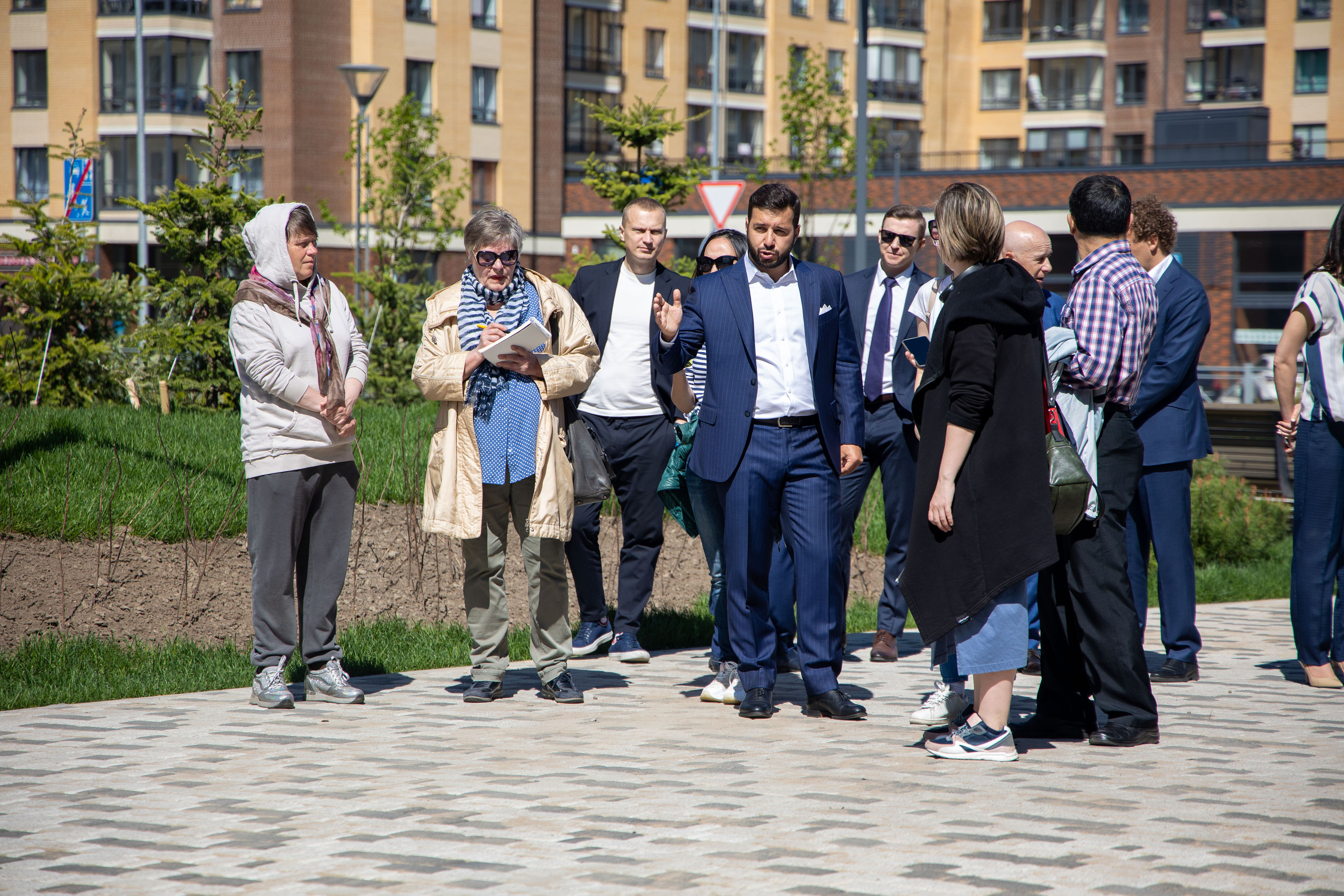 Строительный трест открытие детской площадки в ЖК «NEWПИТЕР»