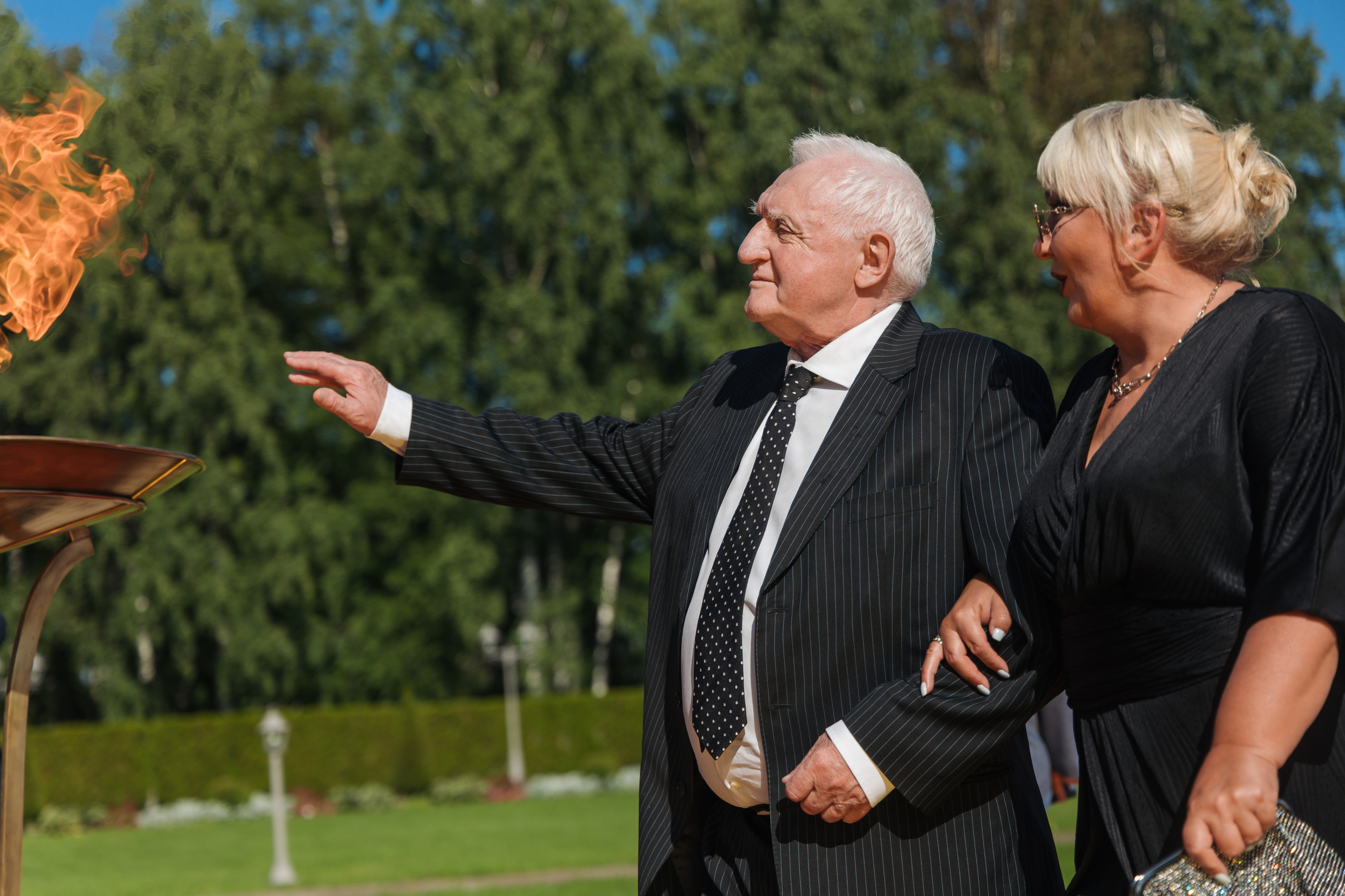 СТРОИТЕЛЬНЫЙ ТРЕСТ 30 лет