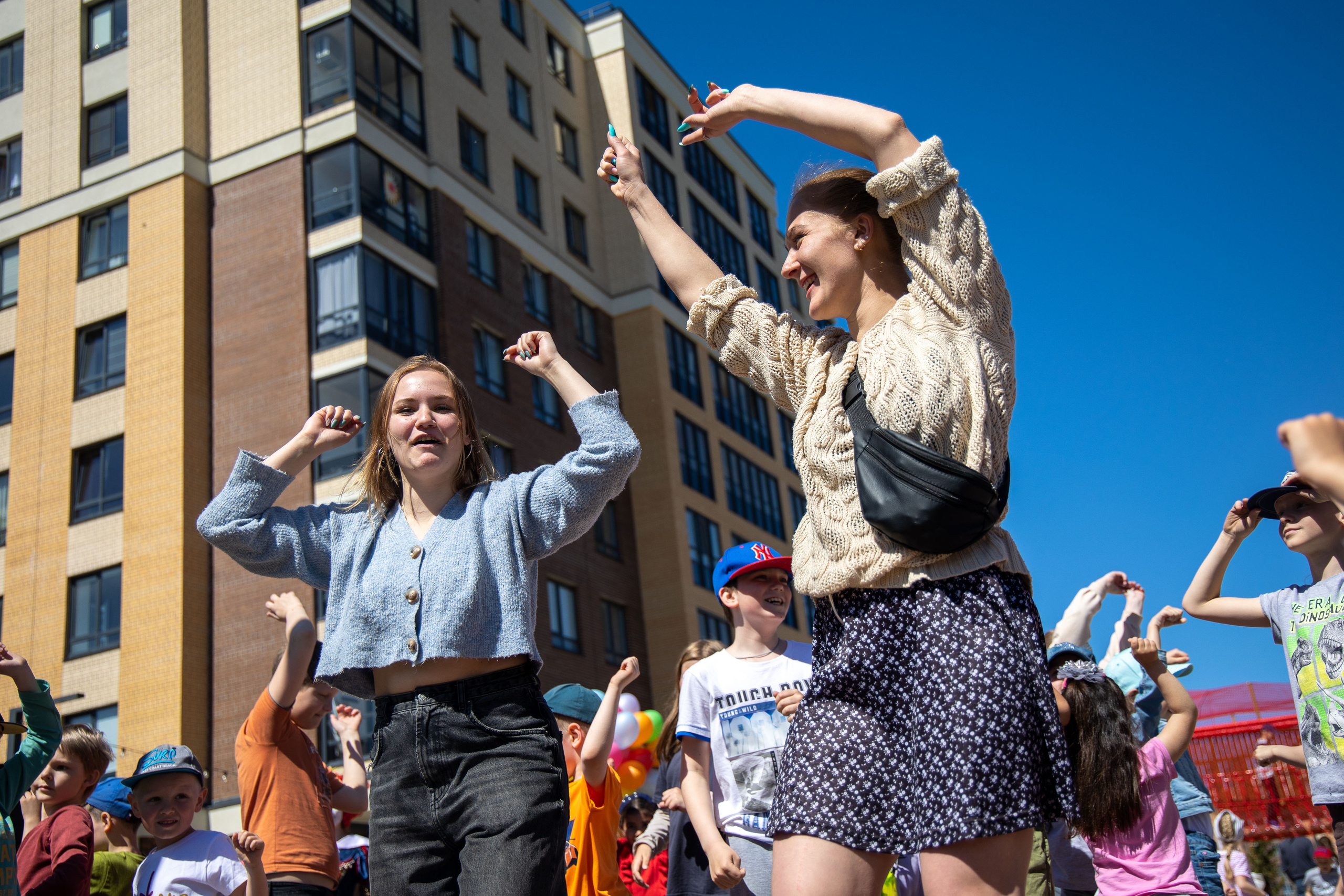 Строительный трест открытие детской площадки в ЖК «NEWПИТЕР»