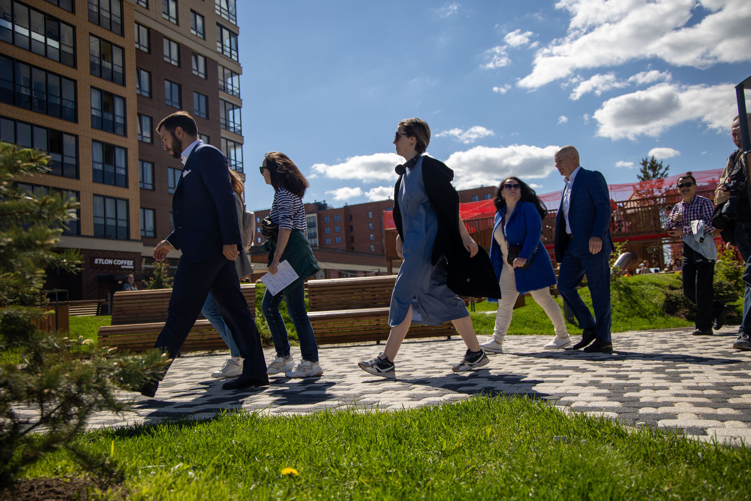 Строительный трест открытие детской площадки в ЖК «NEWПИТЕР»