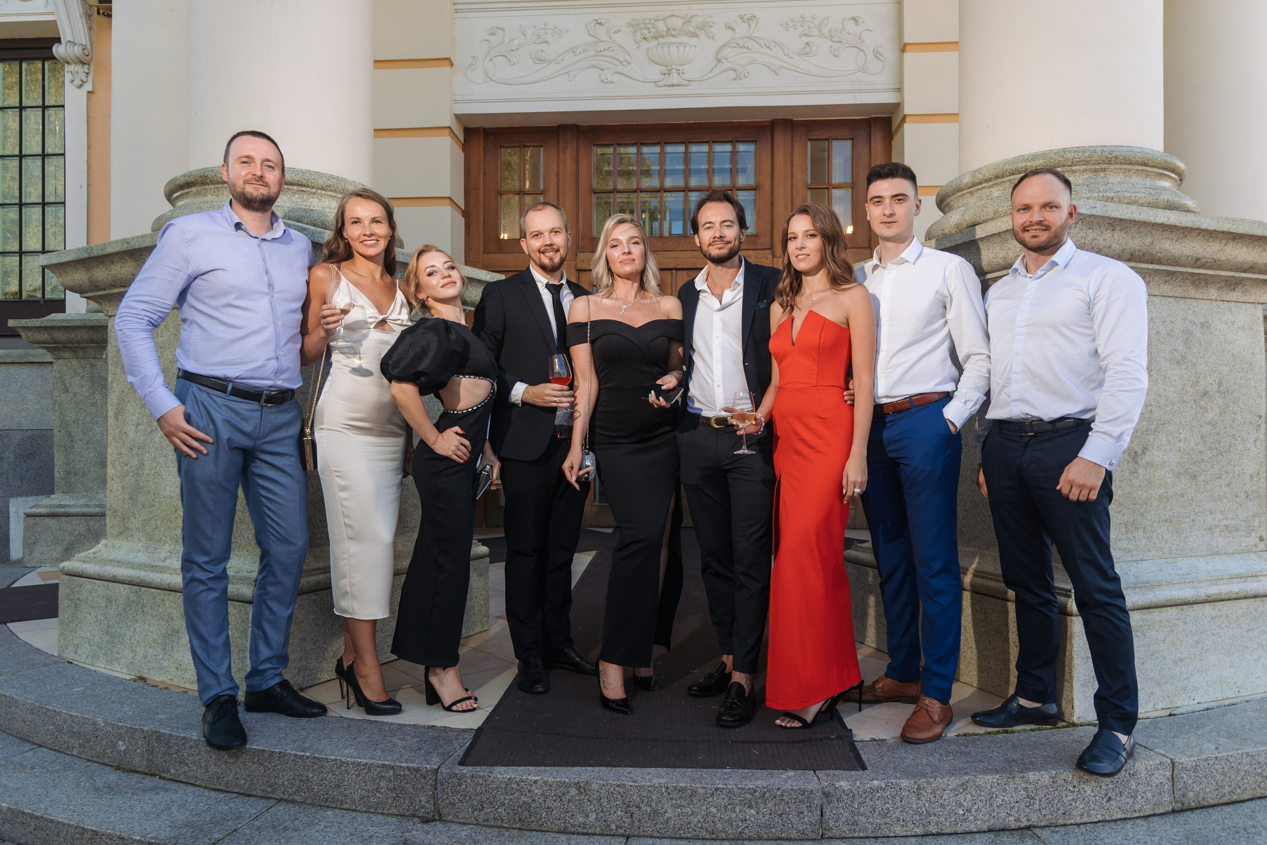 СТРОИТЕЛЬНЫЙ ТРЕСТ 30 лет