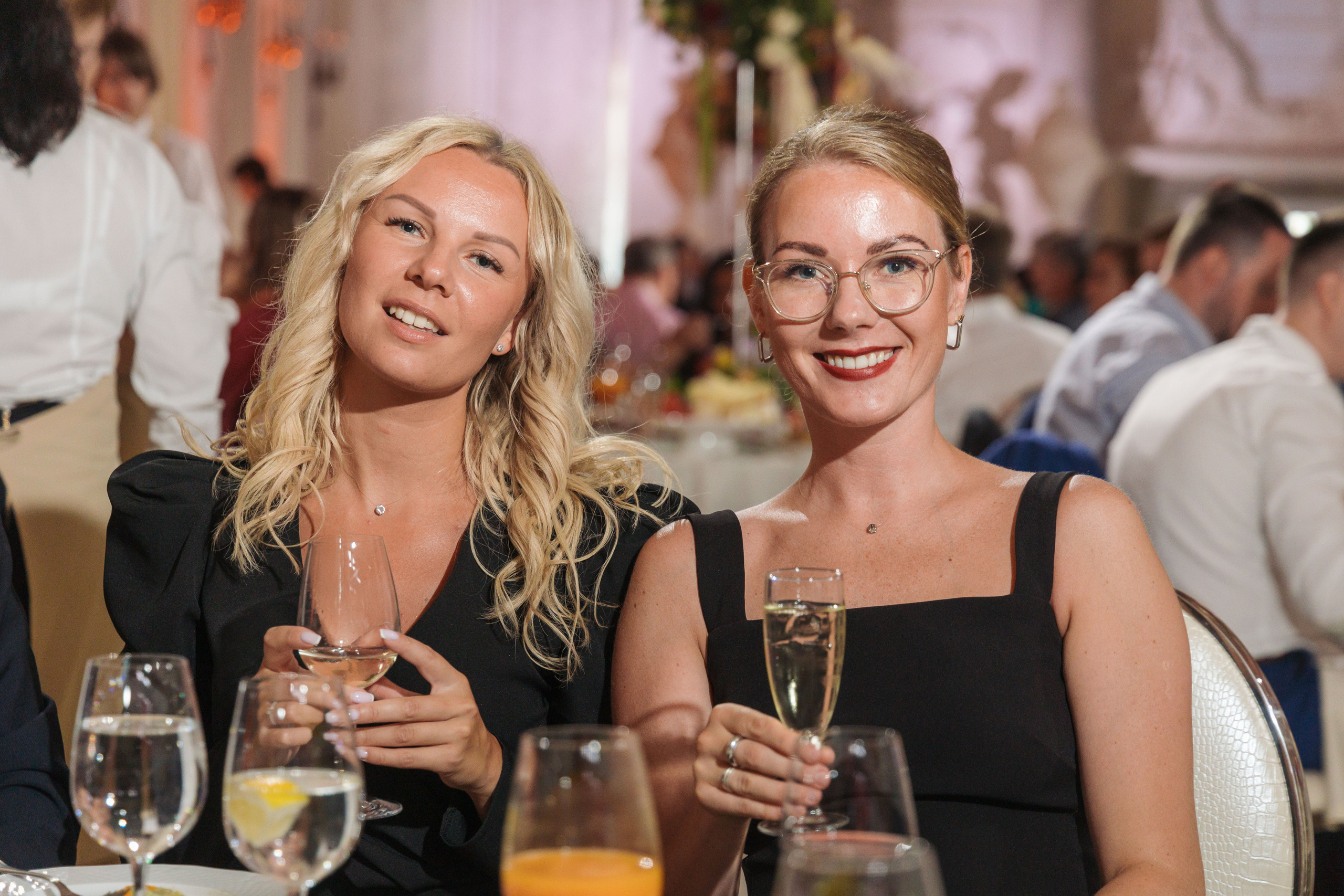 СТРОИТЕЛЬНЫЙ ТРЕСТ 30 лет