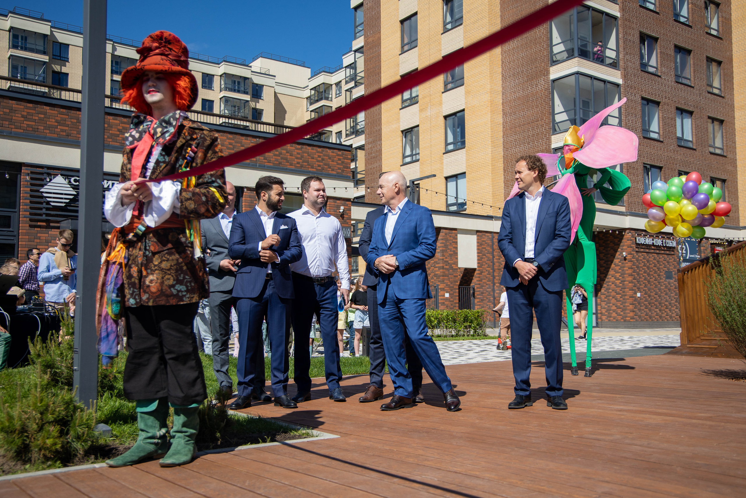 Строительный трест открытие детской площадки в ЖК «NEWПИТЕР»