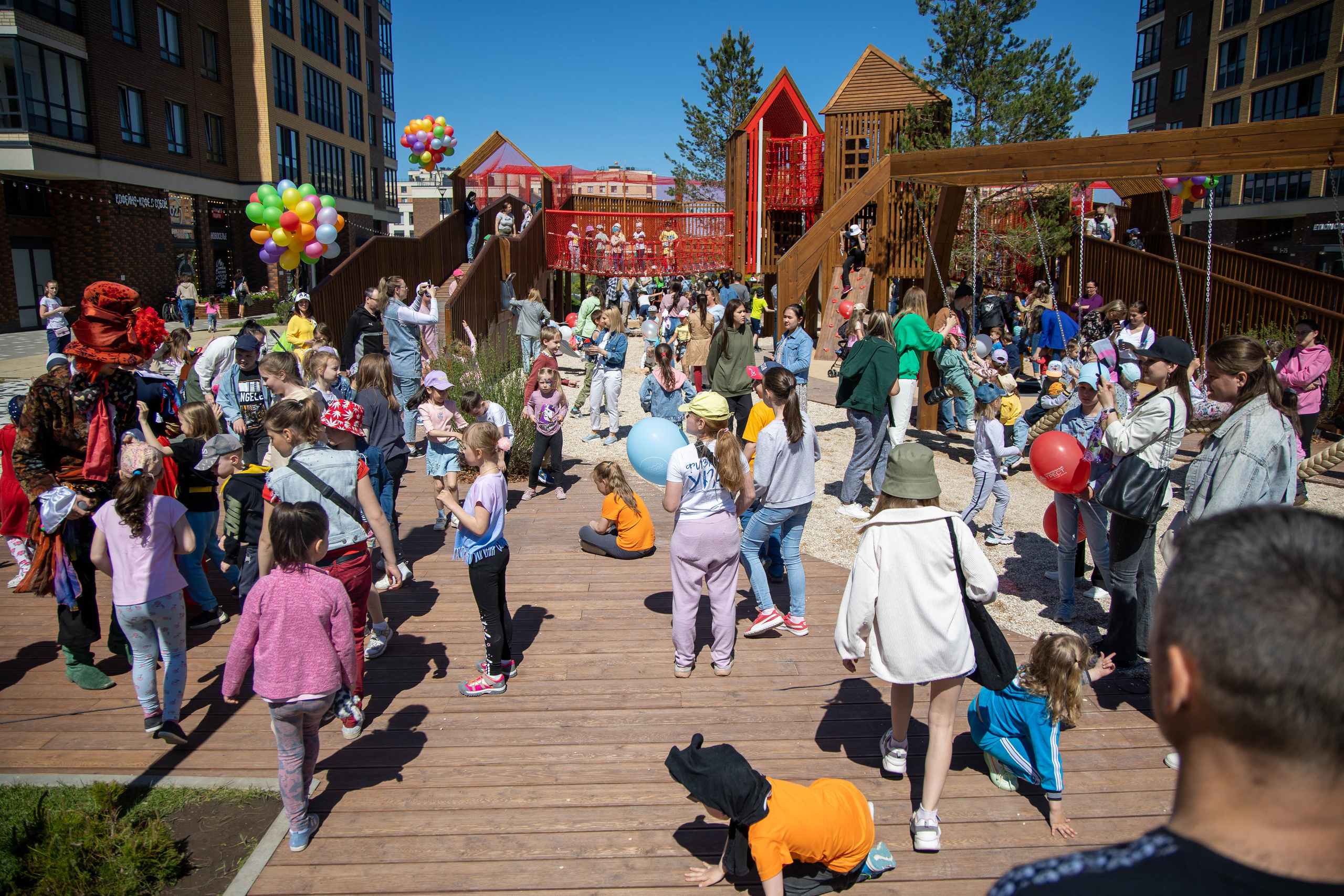 Строительный трест открытие детской площадки в ЖК «NEWПИТЕР»