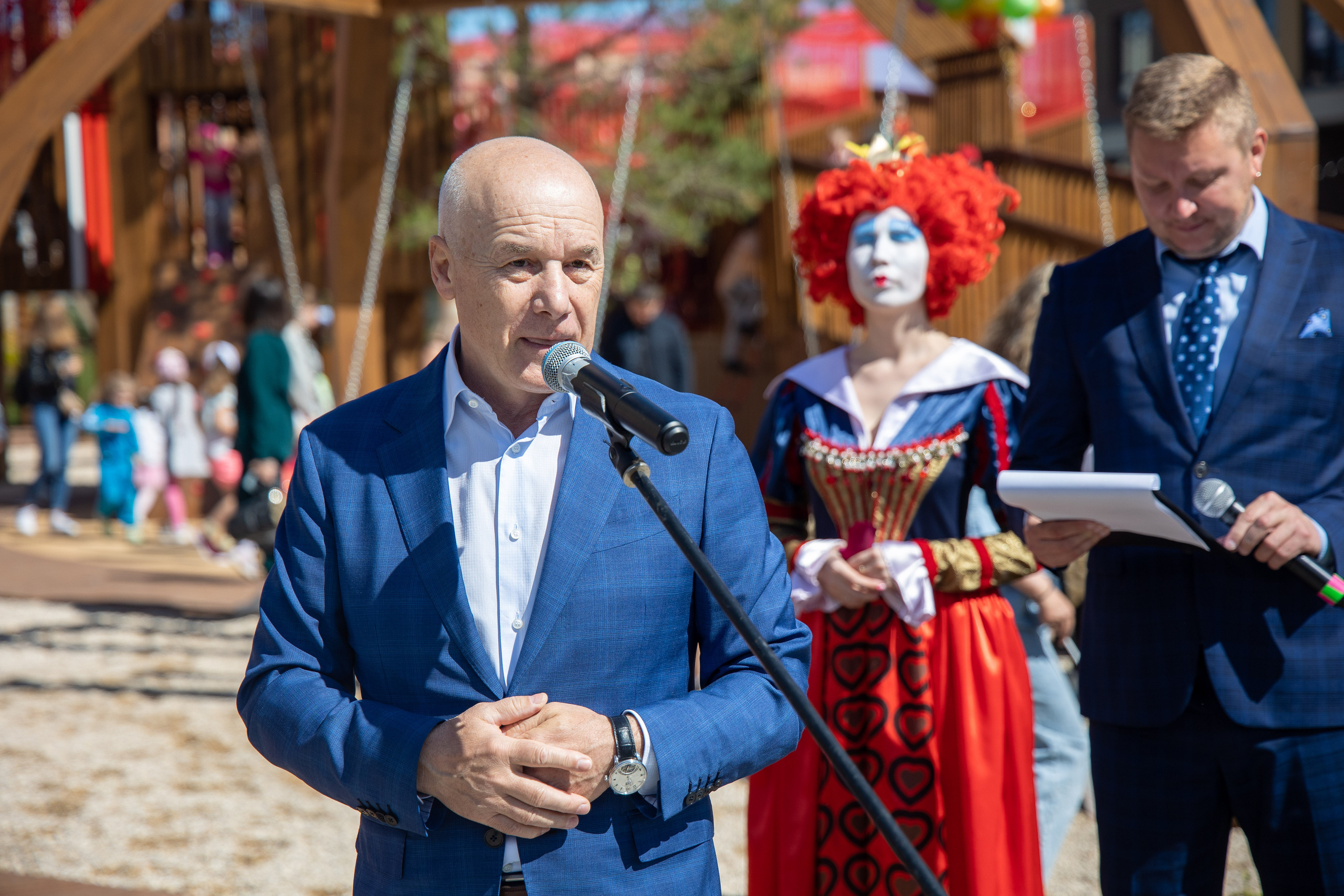 Строительный трест открытие детской площадки в ЖК «NEWПИТЕР»