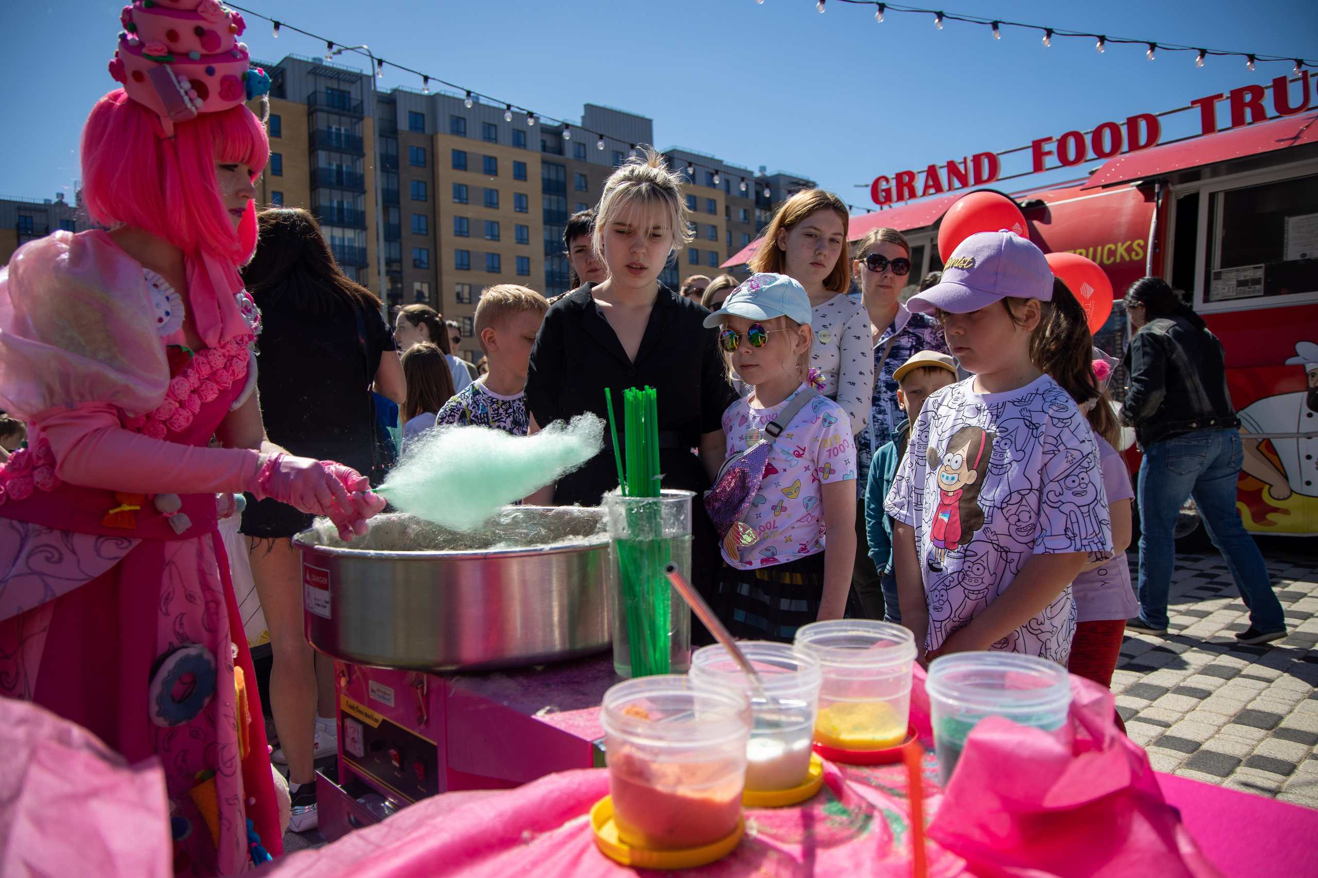 Строительный трест открытие детской площадки в ЖК «NEWПИТЕР»