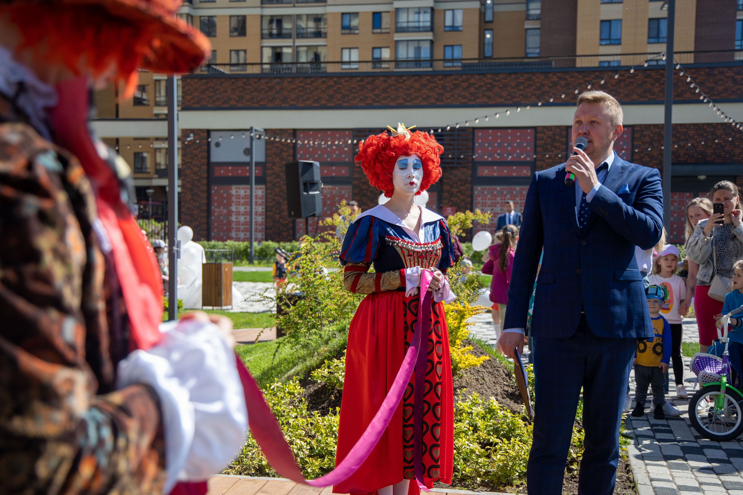 Строительный трест открытие детской площадки в ЖК «NEWПИТЕР»