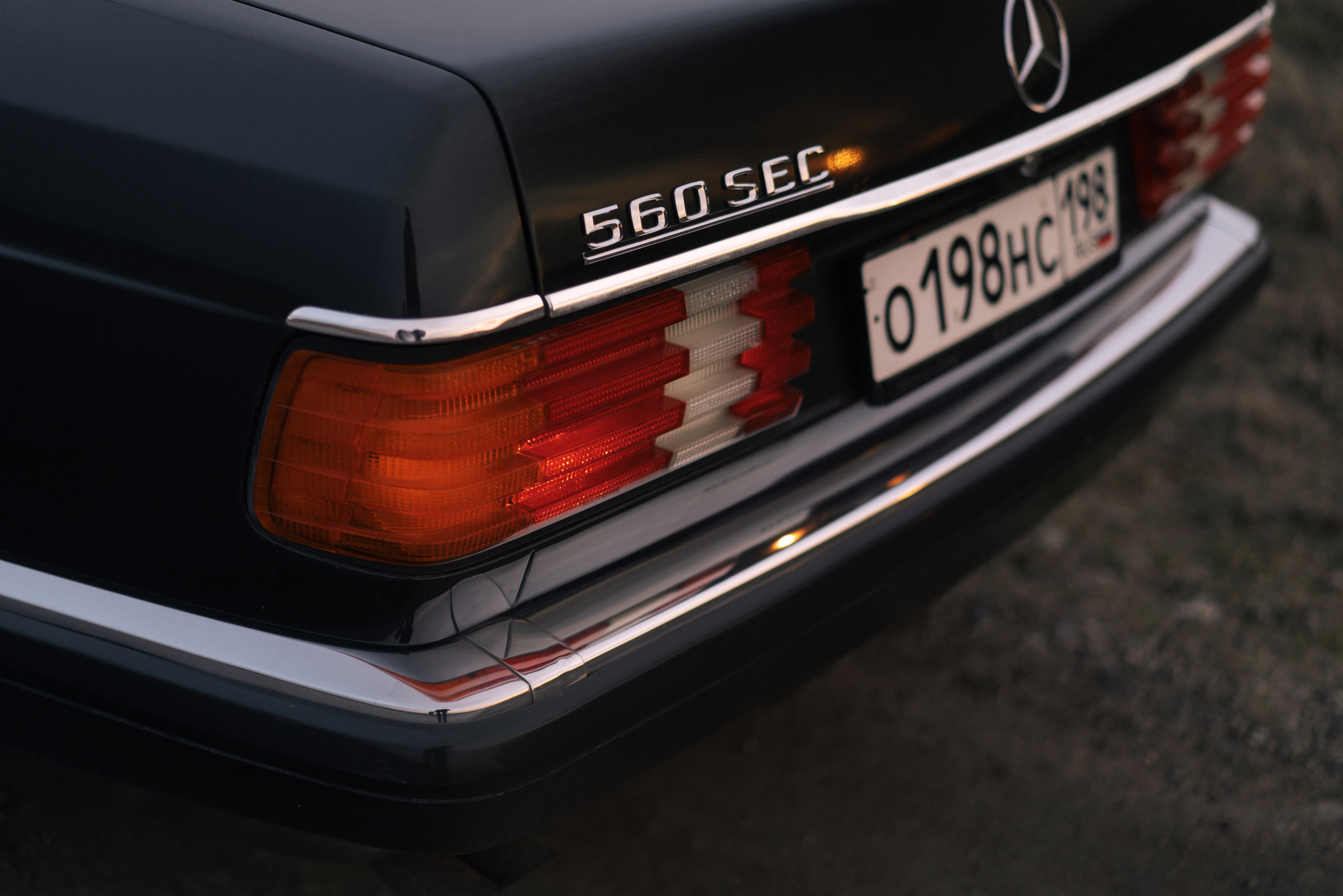 Mercedes-Benz 560SEC серии c126 признанная классика. Автомобильный фотограф Антон Цырулев