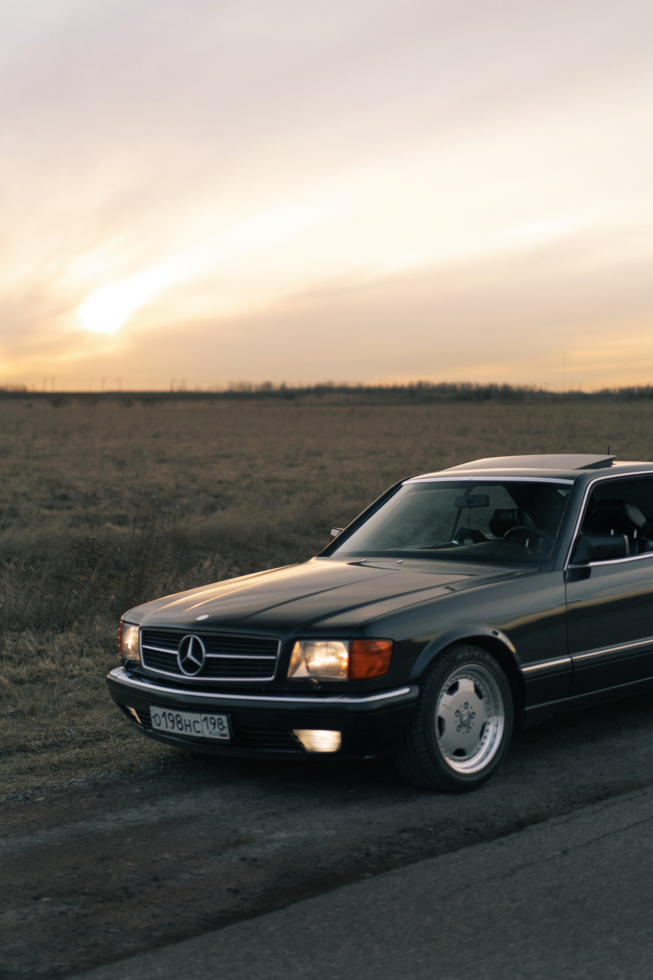 Mercedes-Benz 560SEC серии c126 признанная классика. Автомобильный фотограф Антон Цырулев