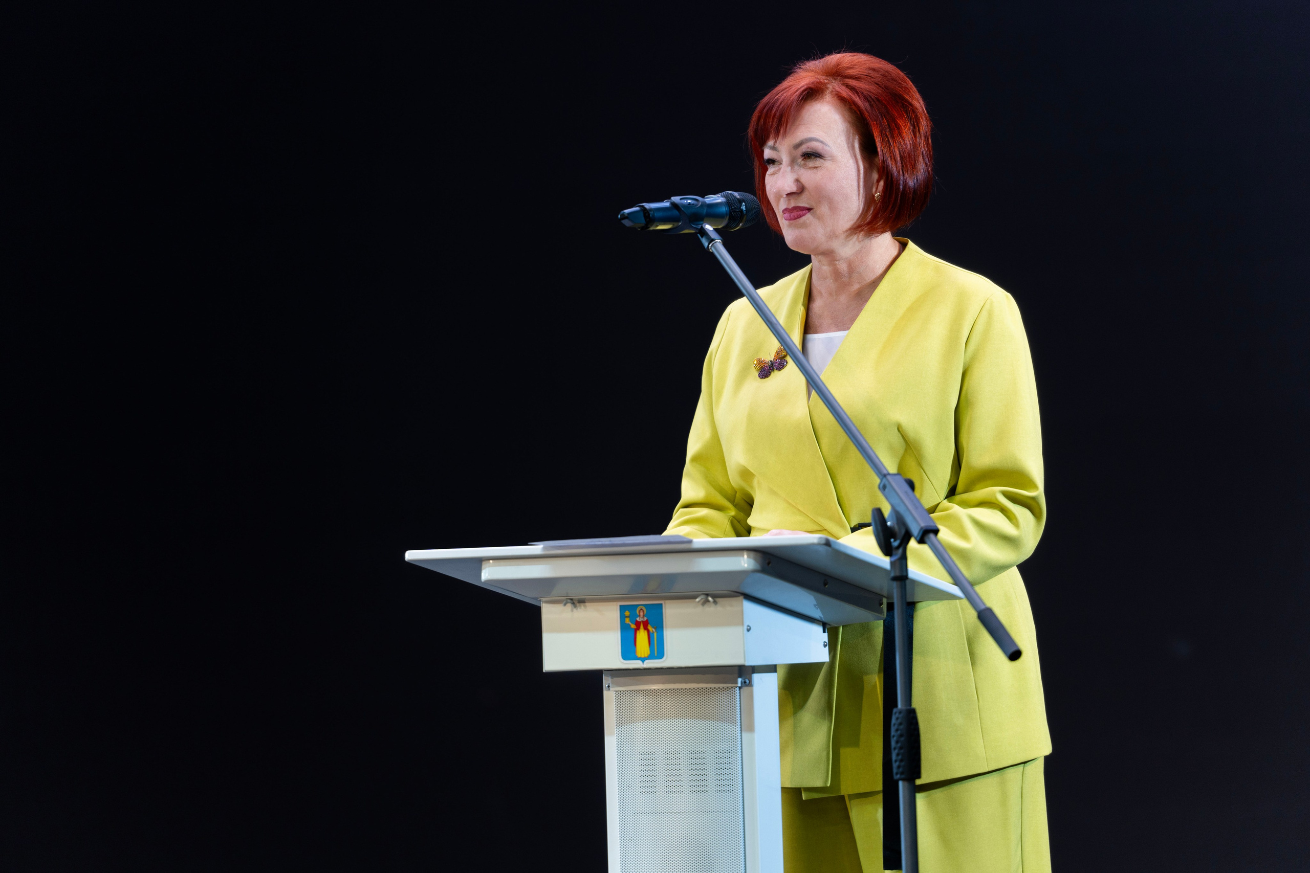 Выдача аттестатов 9 классы. Фотограф Юлия Попова