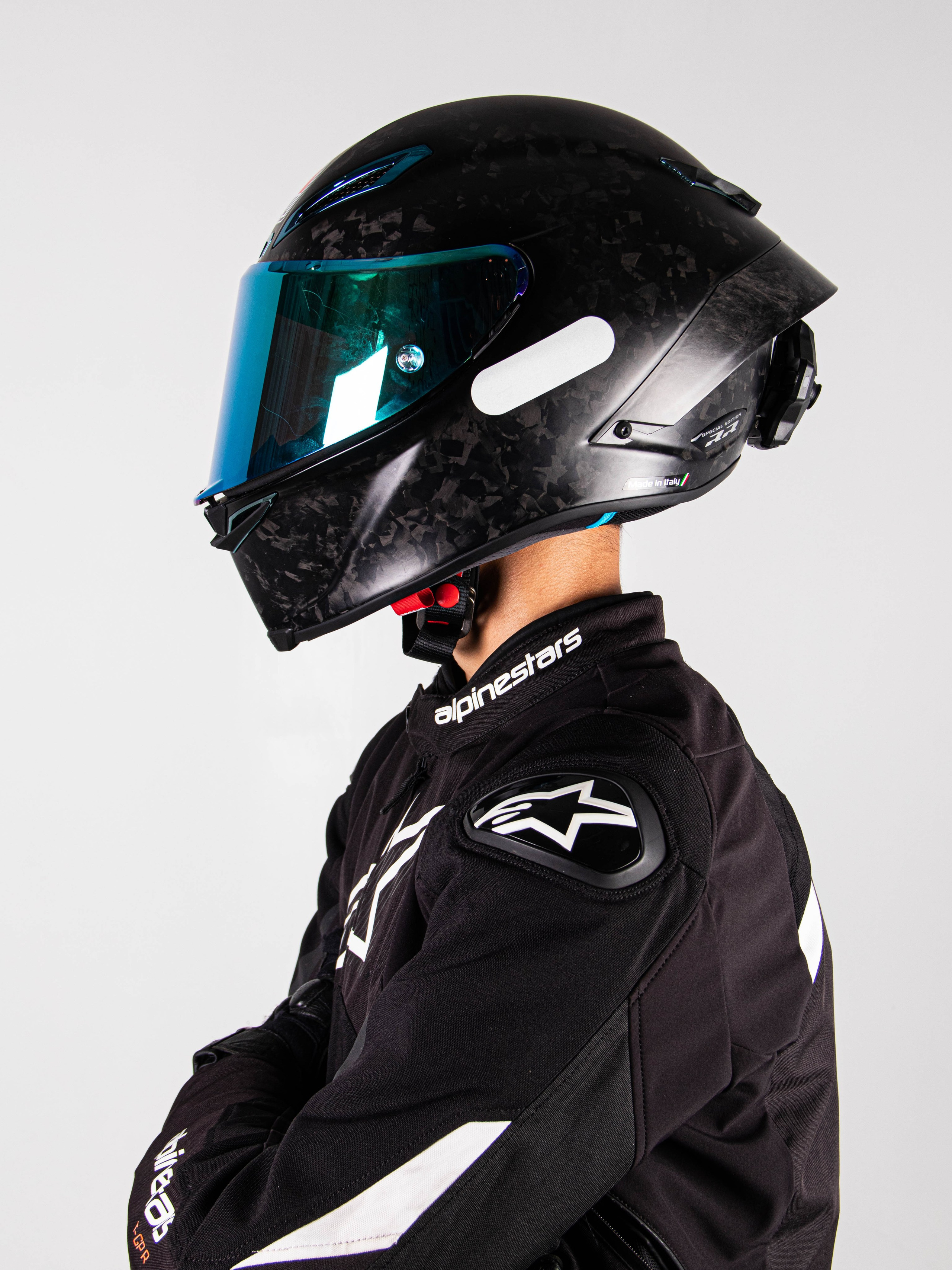 Мотоциклетный шлем. «Матрица»