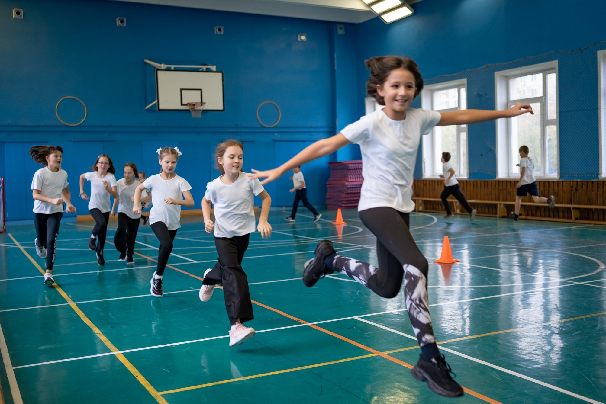 Выпускники начальной школы. Семейный фотограф Варвара Сорока в городе Москве