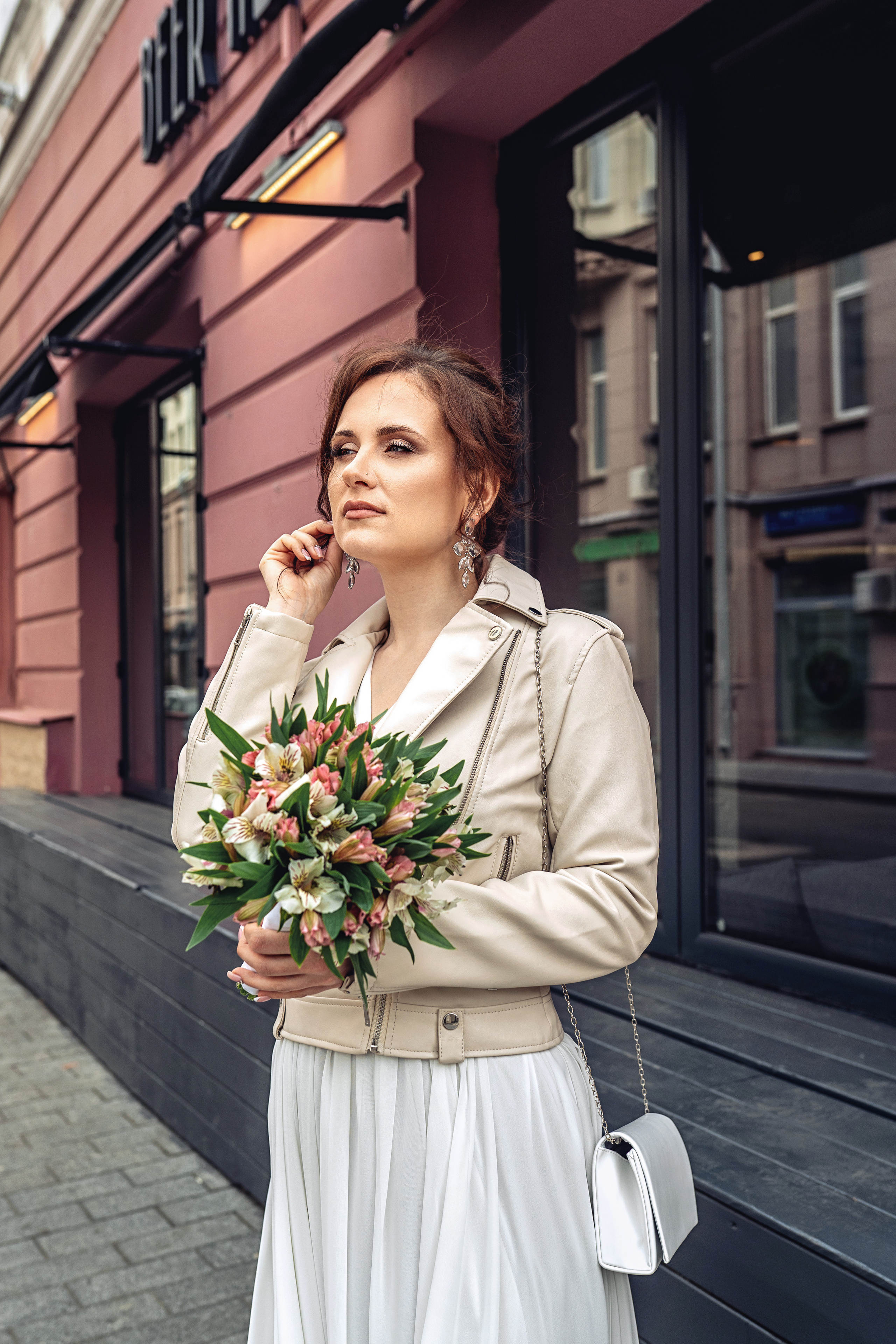 ЗАГС в Национале и прогулка по центру. Фотограф \ Видеограф на Крещение, Венчание Москва| Семейные съемки