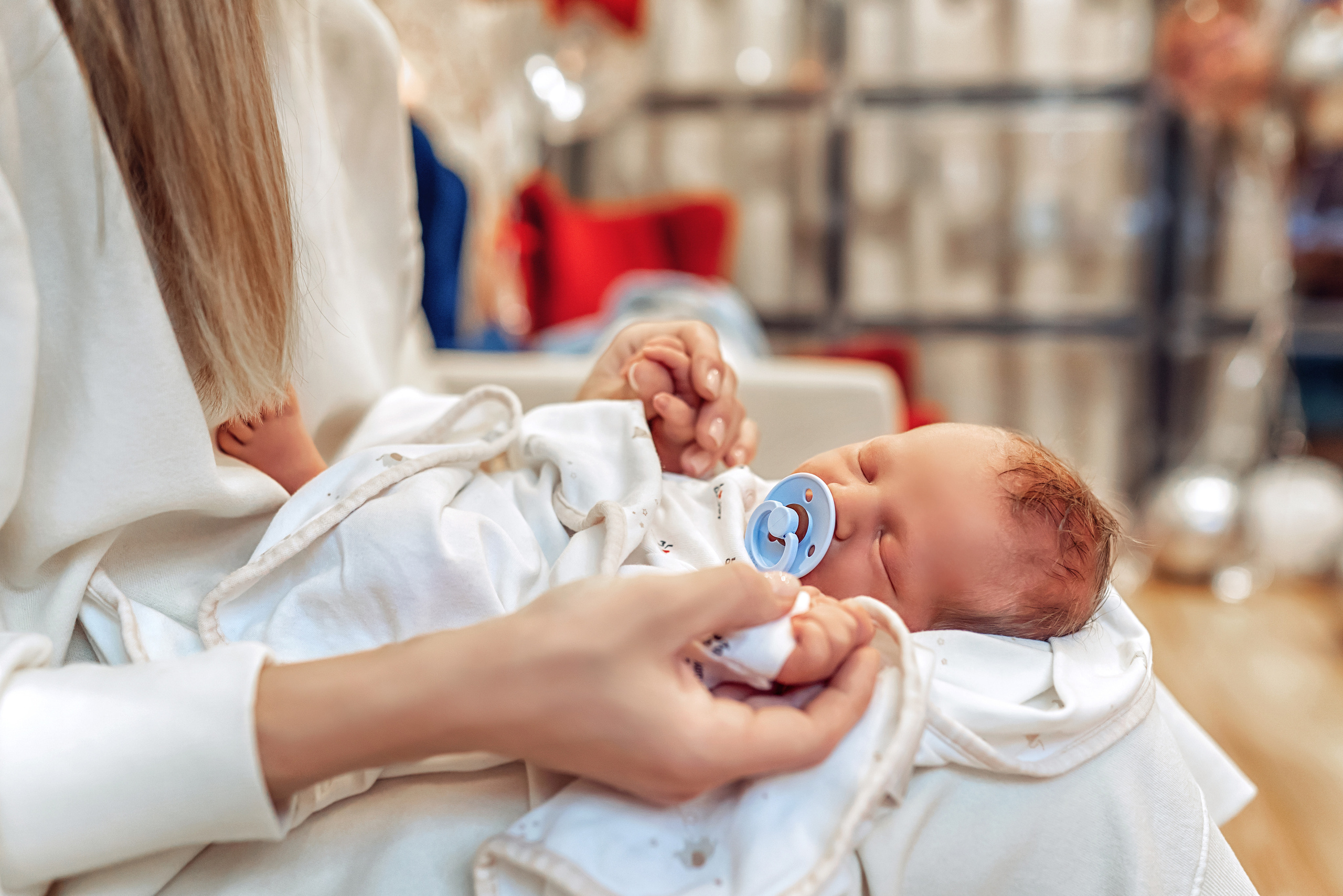 Выписка из роддома им. Юдина. Фотограф на выписку из роддома Москва. Фотограф \ Видеограф на Крещение, Венчание Москва| Семейные съемки